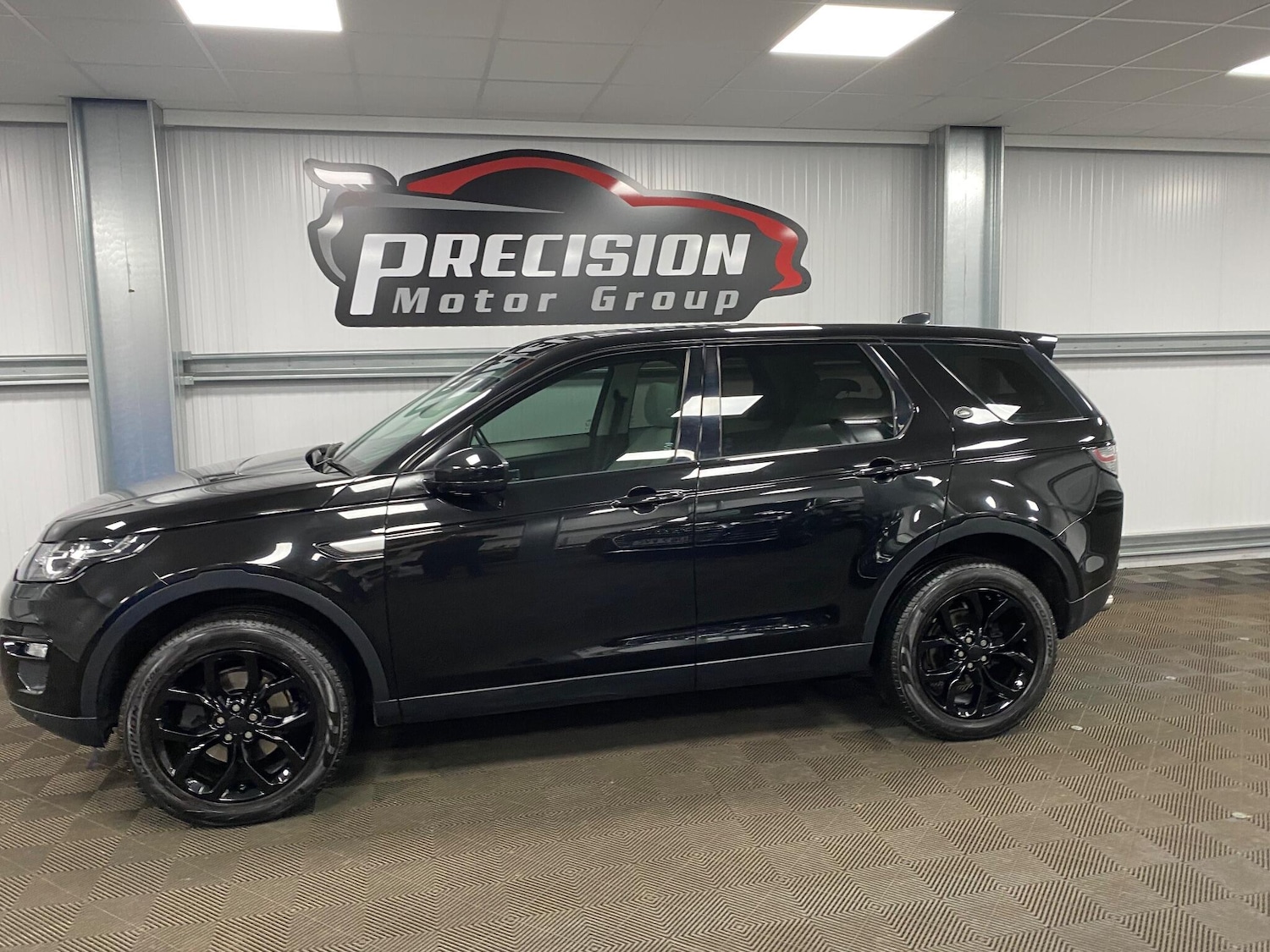 Used Land Rover Discovery Sport 2018 for sale - 76527875: Photo 19