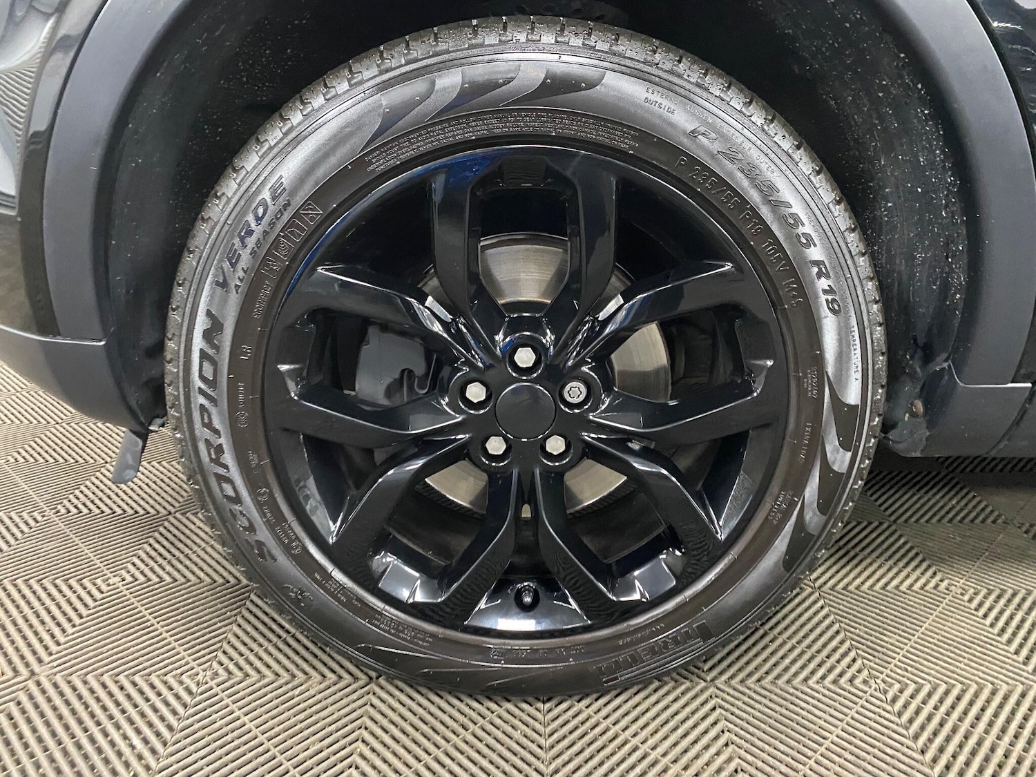 Used Land Rover Discovery Sport 2018 for sale - 76527875: Photo 56