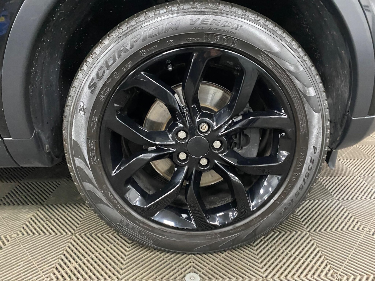 Used Land Rover Discovery Sport 2018 for sale - 76527875: Photo 58