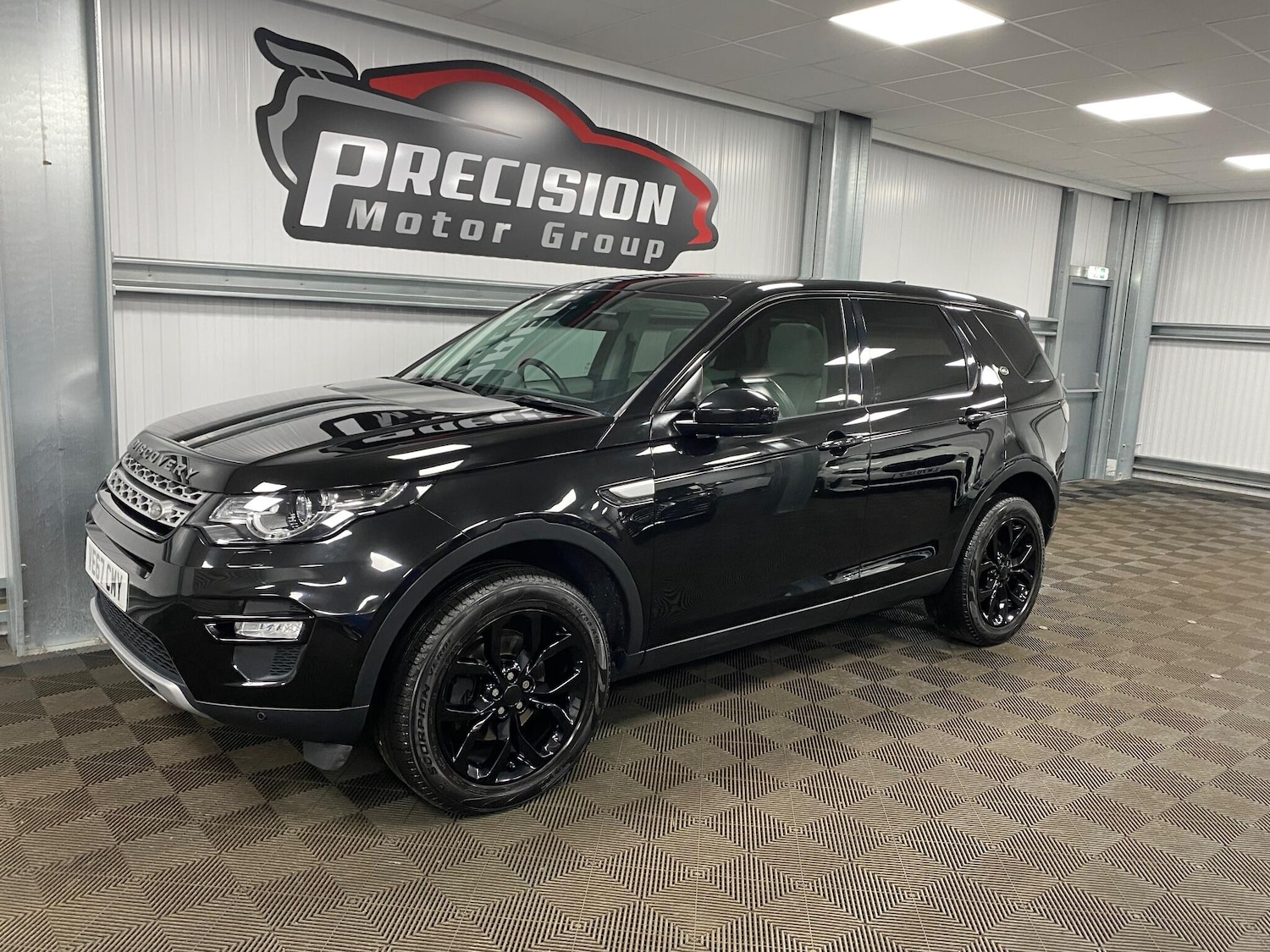 Used Land Rover Discovery Sport 2018 for sale - 76527875: Photo 6