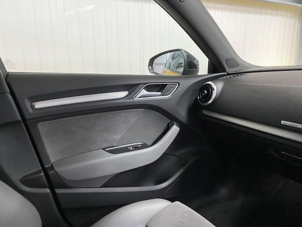 Used Audi A3 2016 for sale - 75589836: Photo 42