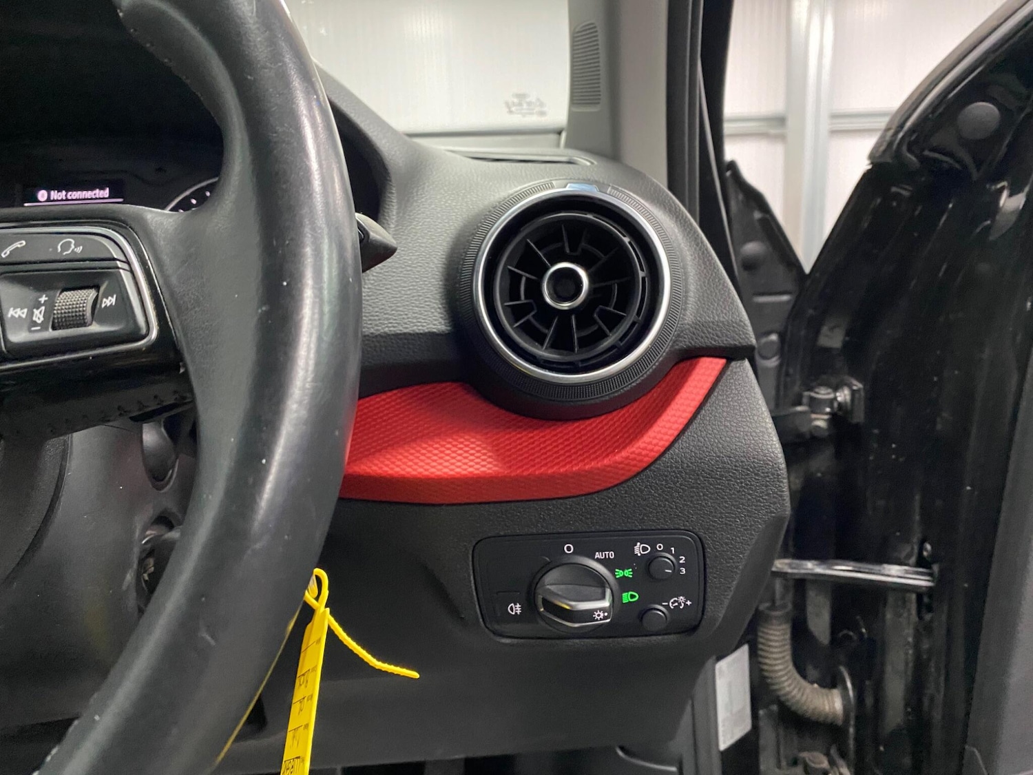 Used Audi Q2 2018 for sale - 76592870: Photo 35