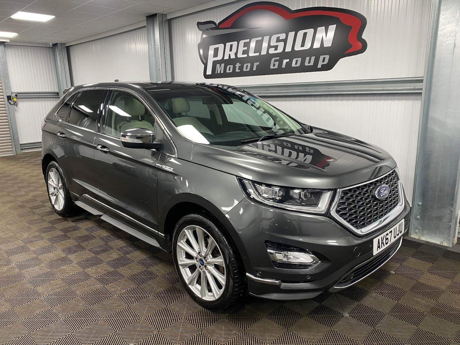 Used Ford Edge 2017 for sale - 76992256: Photo 1