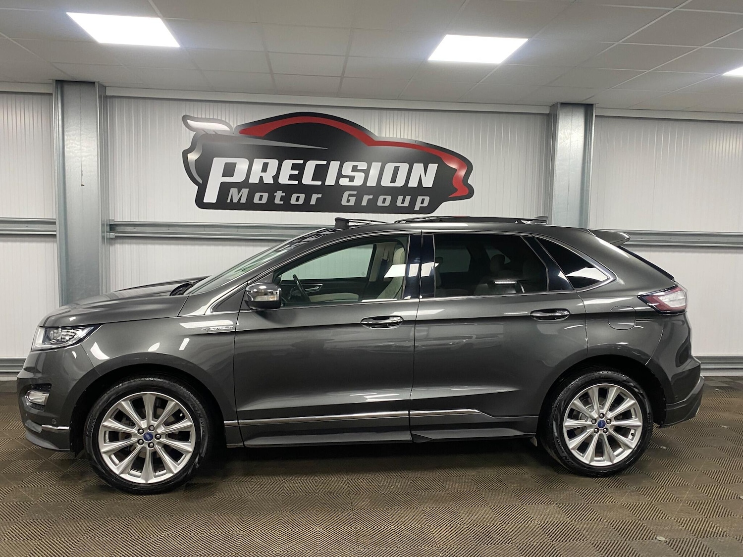 Used Ford Edge 2017 for sale - 76992256: Photo 17
