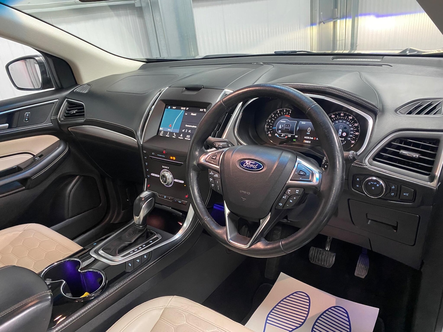 Used Ford Edge 2017 for sale - 76992256: Photo 36