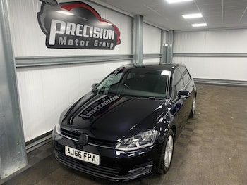 Used Volkswagen Golf 2016 for sale - 76409416: Photo