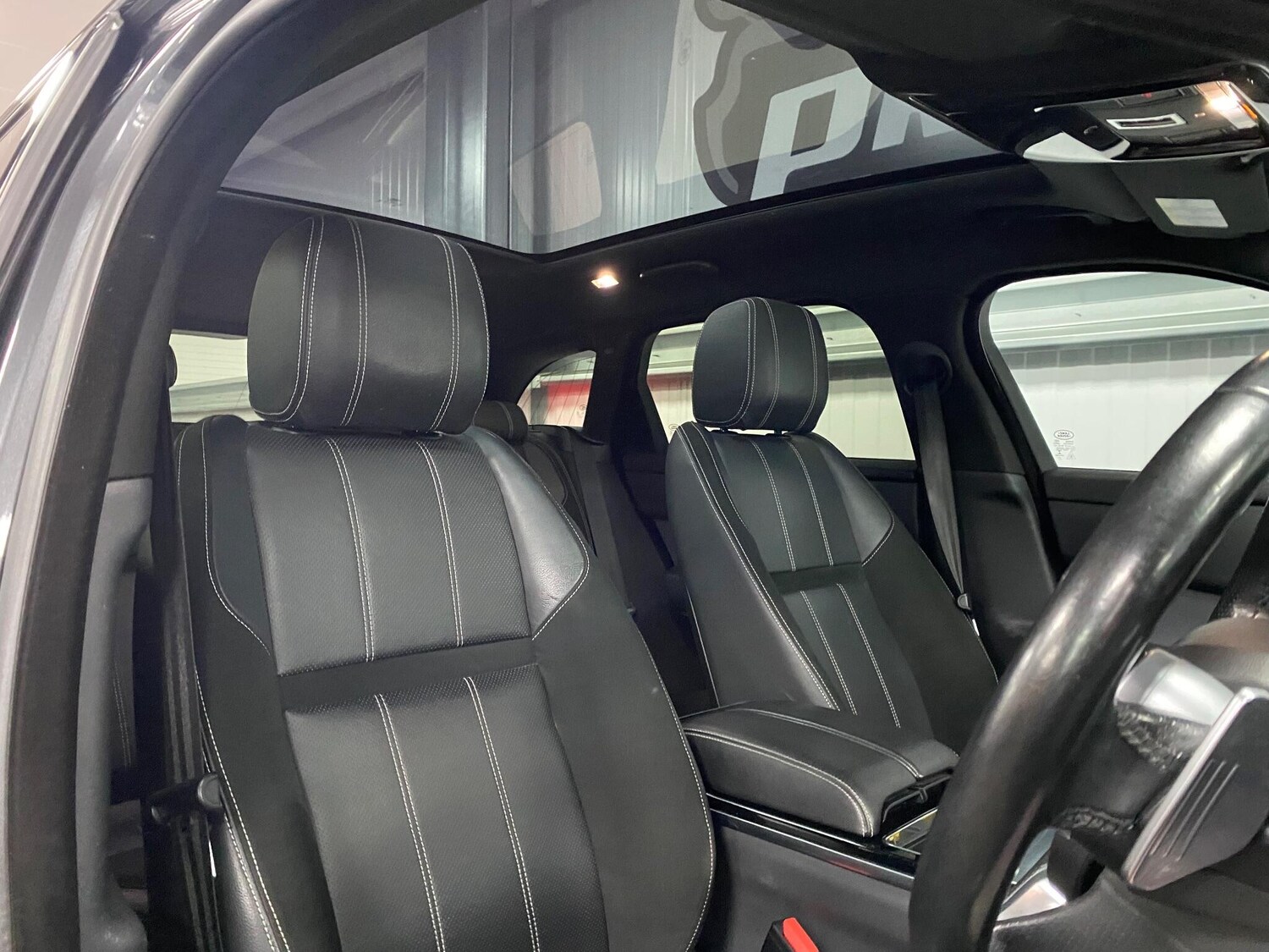 Used Land Rover Range Rover Velar 2018 for sale - 77704623: Photo 33