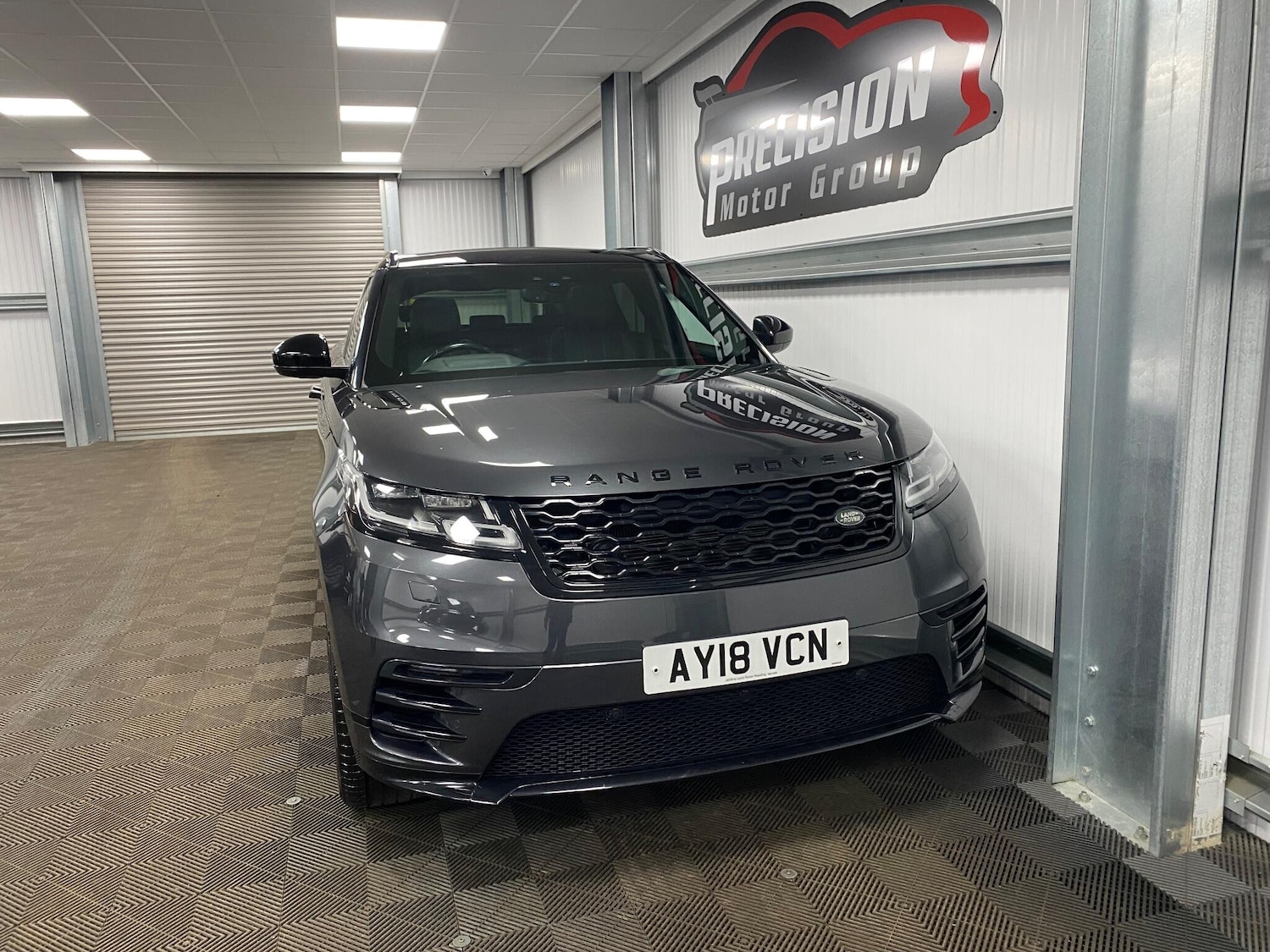 Used Land Rover Range Rover Velar 2018 for sale - 77704623: Photo 4