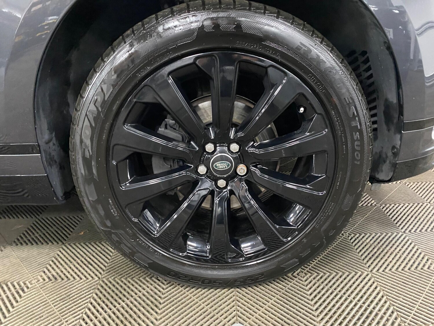 Used Land Rover Range Rover Velar 2018 for sale - 77704623: Photo 47