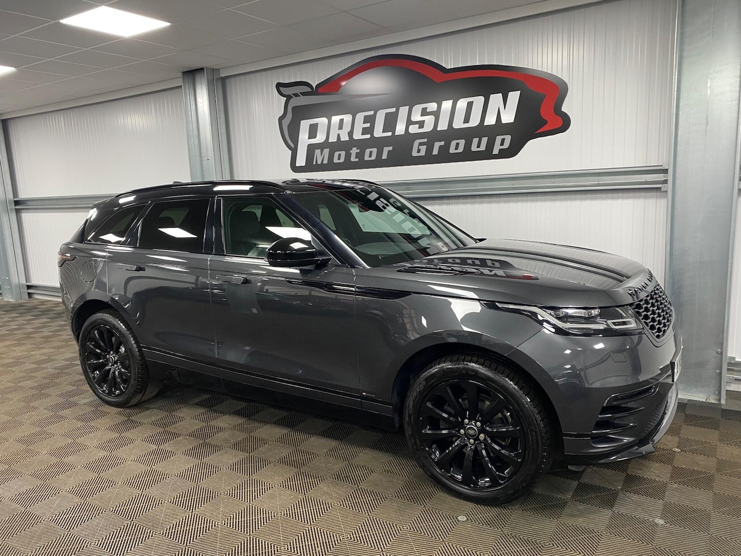 Used Land Rover Range Rover Velar 2018 for sale - 77704623: Photo 5