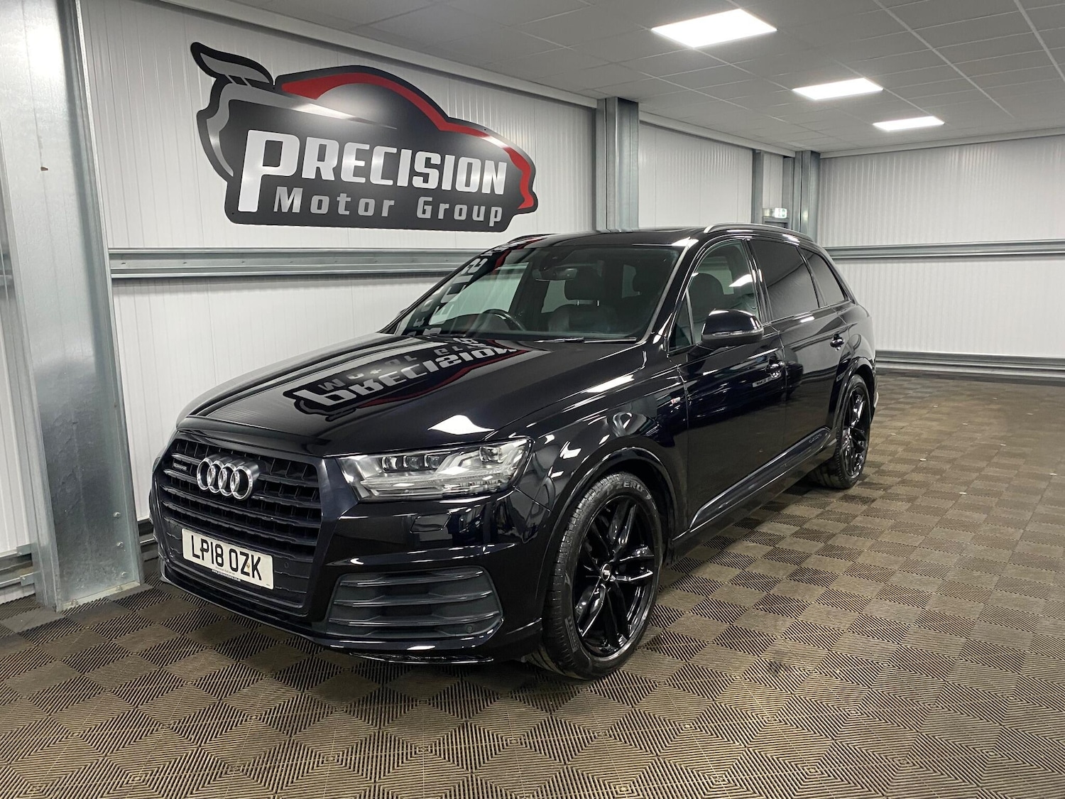 Used Audi Q7 2018 for sale - 76658131: Photo 11