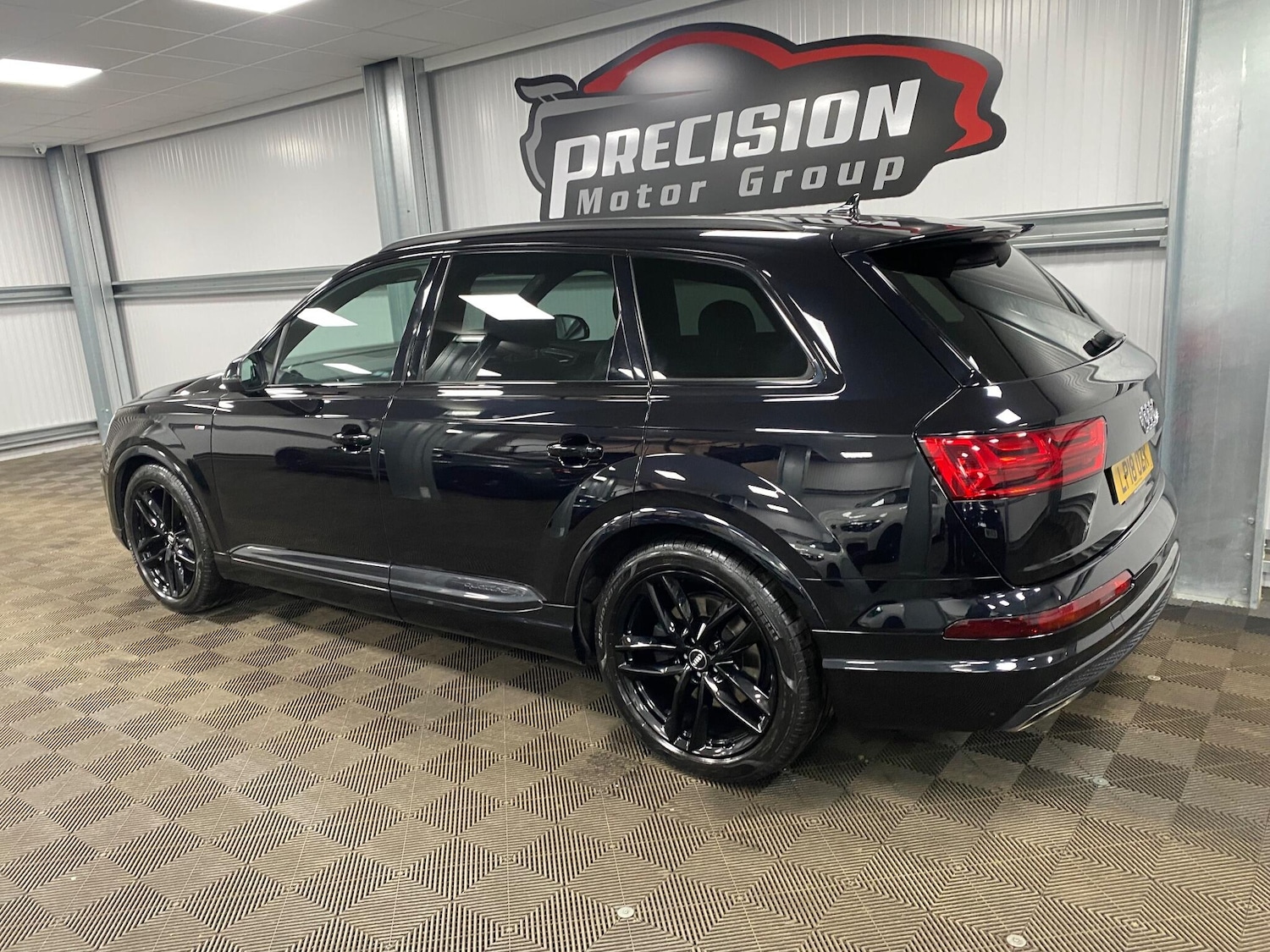 Used Audi Q7 2018 for sale - 76658131: Photo 13