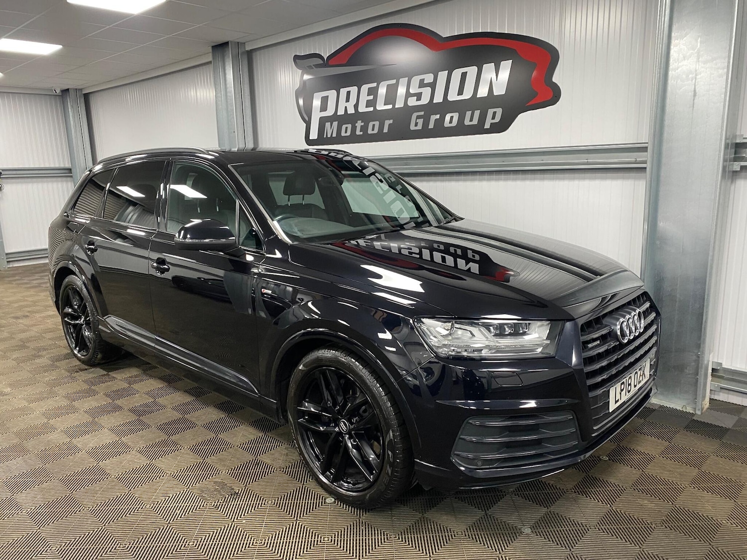 Used Audi Q7 2018 for sale - 76658131: Photo 3