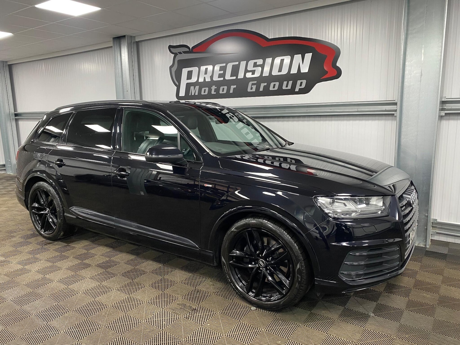Used Audi Q7 2018 for sale - 76658131: Photo 4