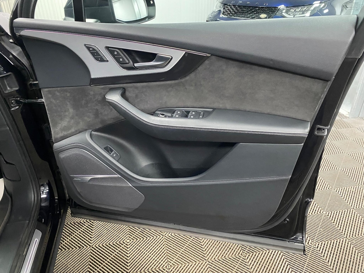 Used Audi Q7 2018 for sale - 76658131: Photo 56