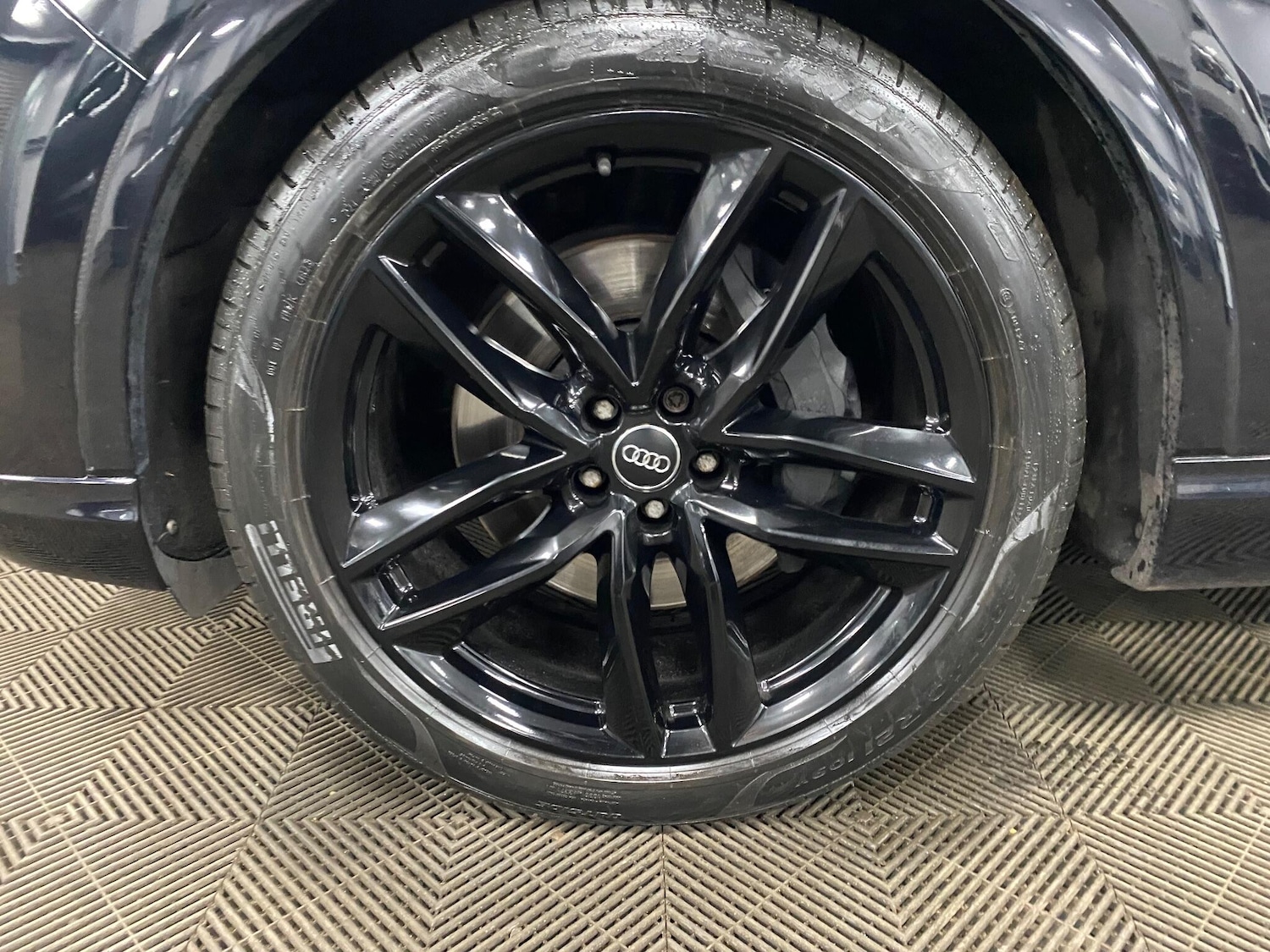 Used Audi Q7 2018 for sale - 76658131: Photo 57