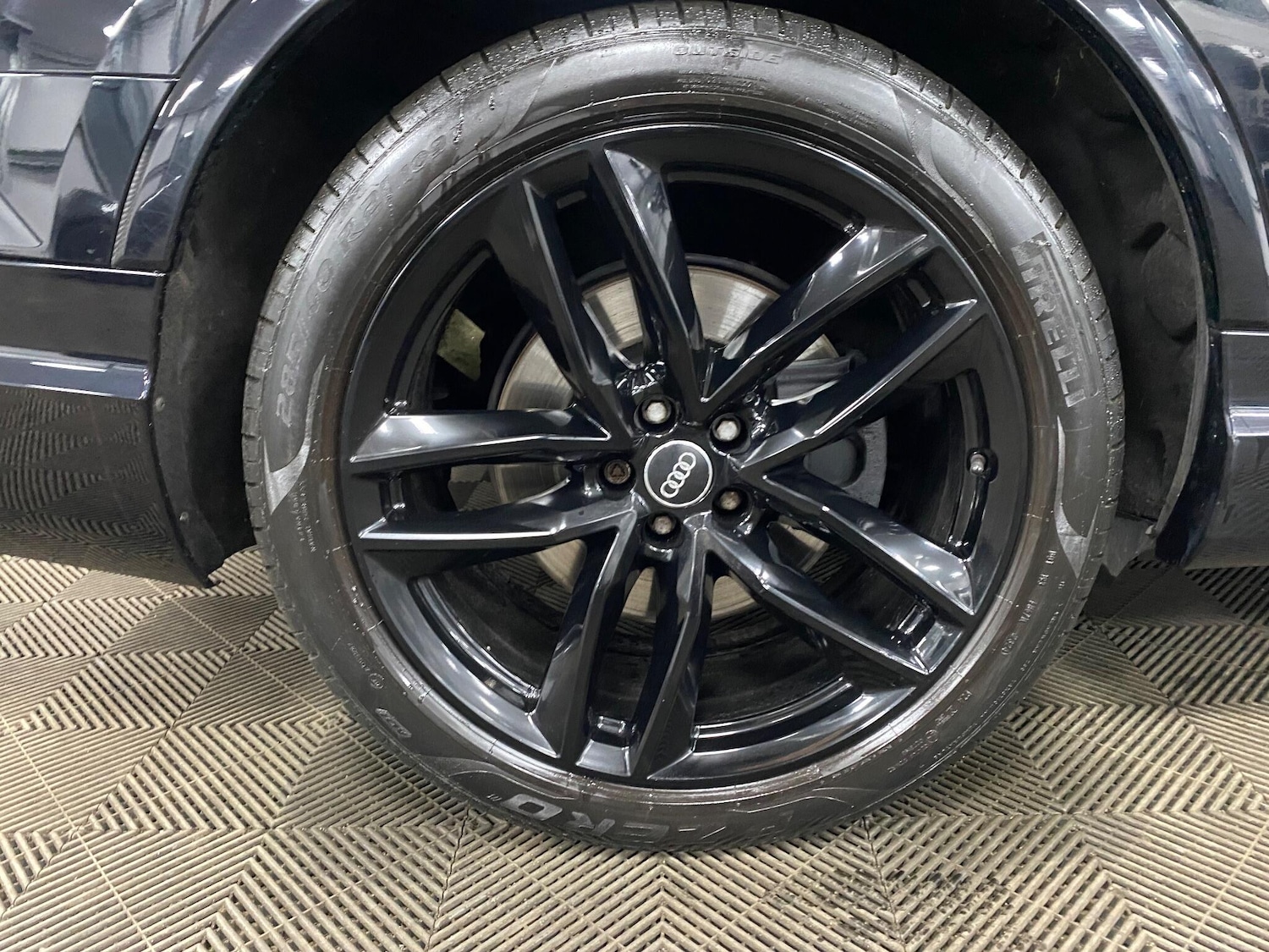 Used Audi Q7 2018 for sale - 76658131: Photo 60