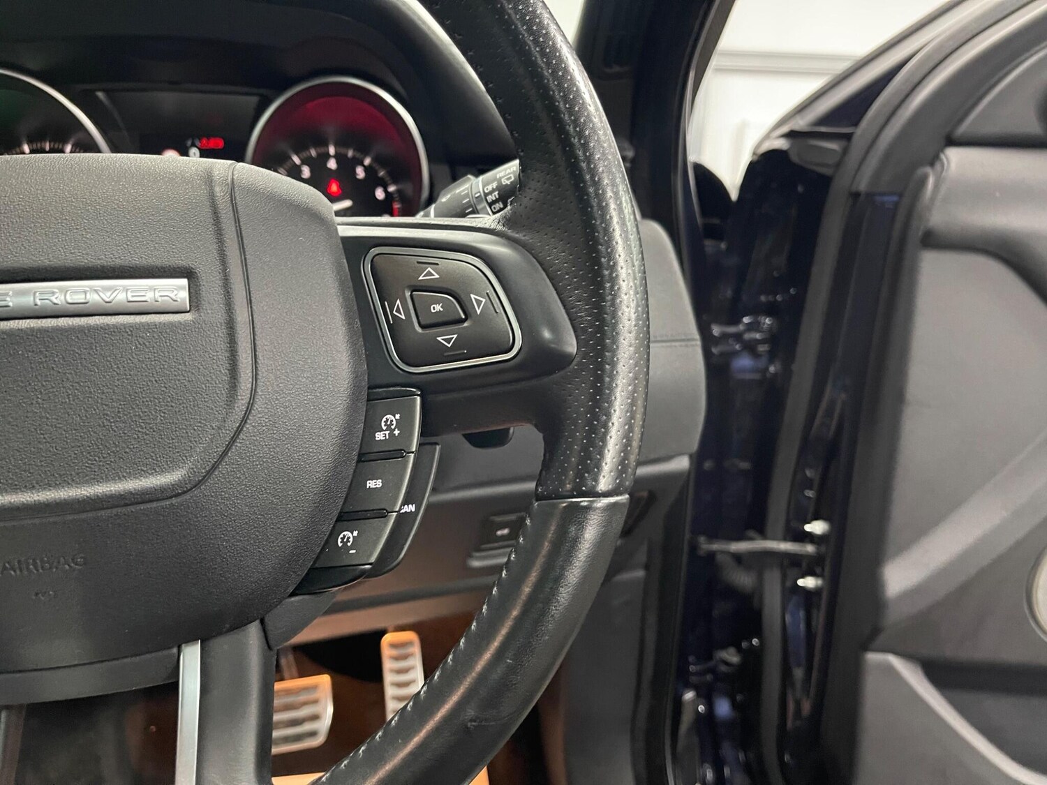 Used Land Rover Range Rover Evoque for sale - 77853807: Photo 42