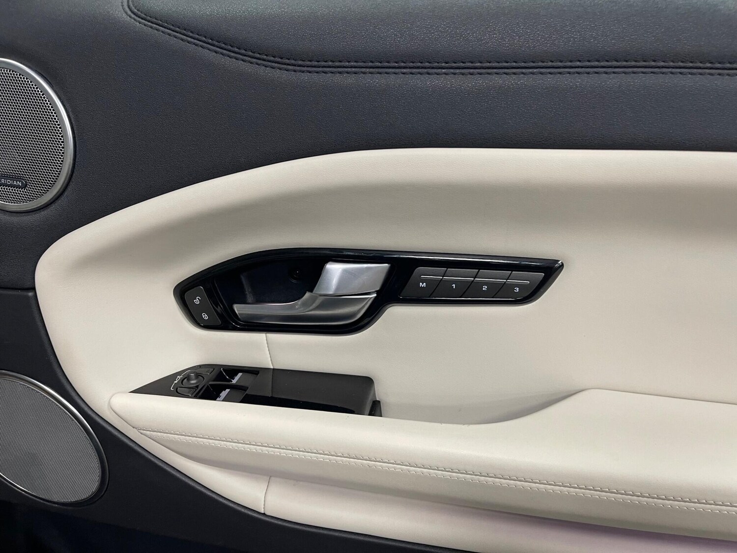 Used Land Rover Range Rover Evoque for sale - 77853807: Photo 45