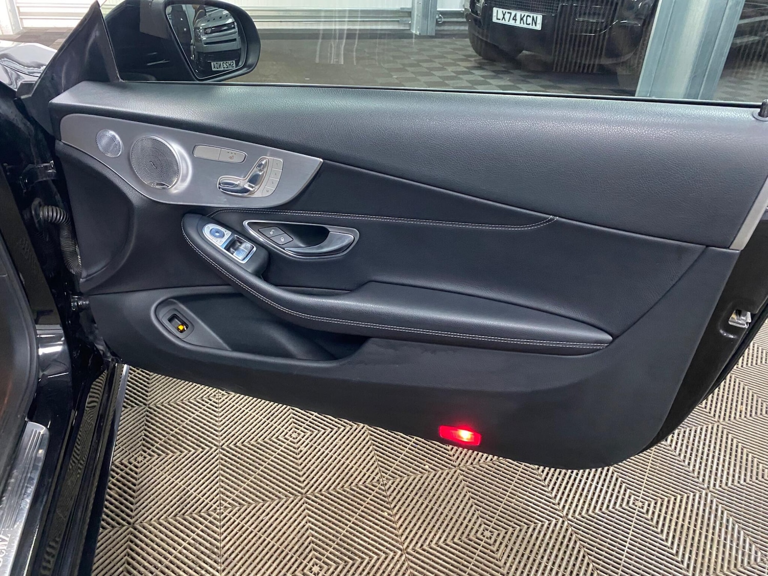 Used Mercedes-Benz C Class for sale - 77306054: Photo 35