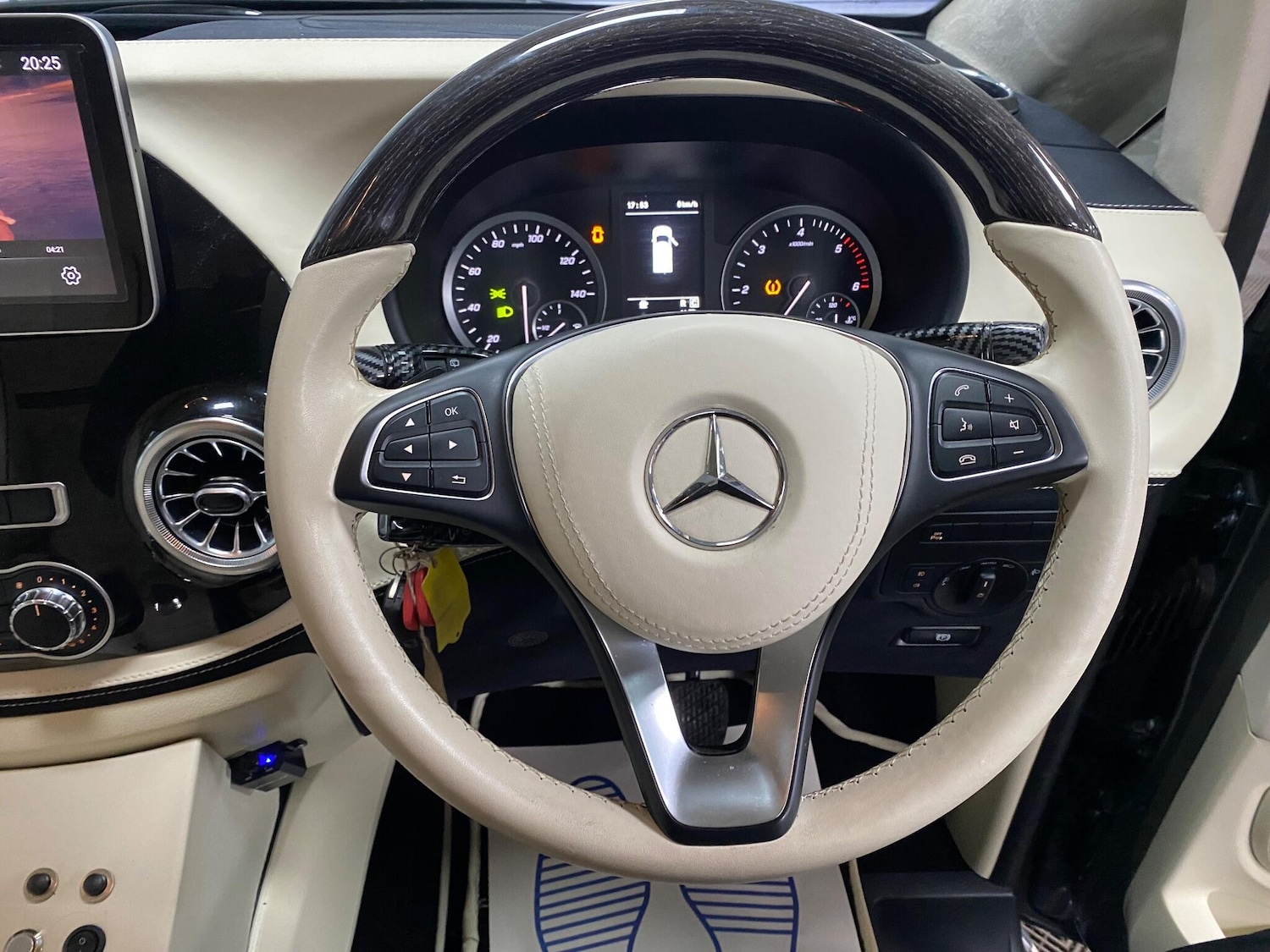 Used Mercedes-Benz Vito for sale - 77229888: Photo 31