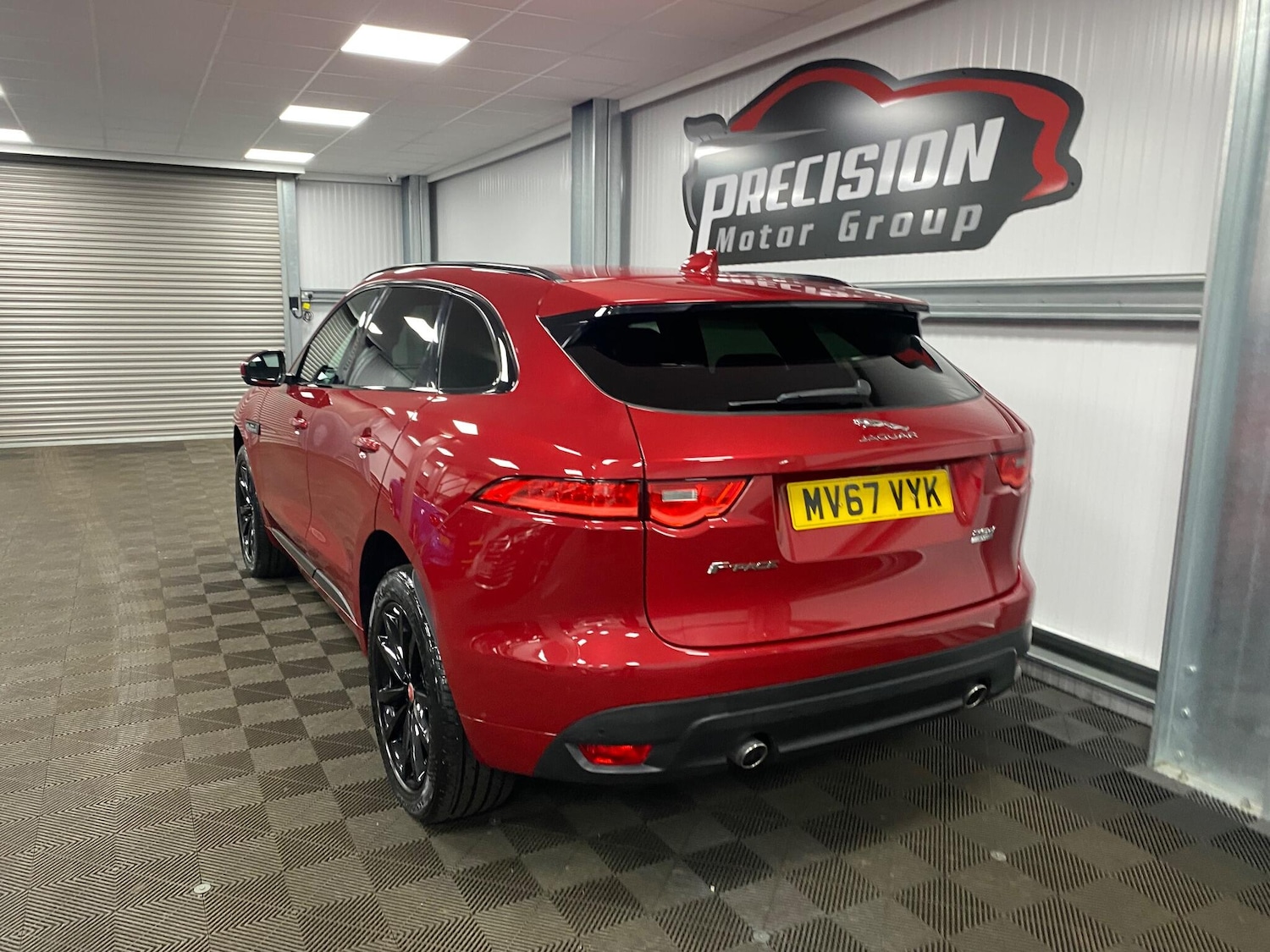 Used Jaguar F-Pace for sale - 76440453: Photo 16