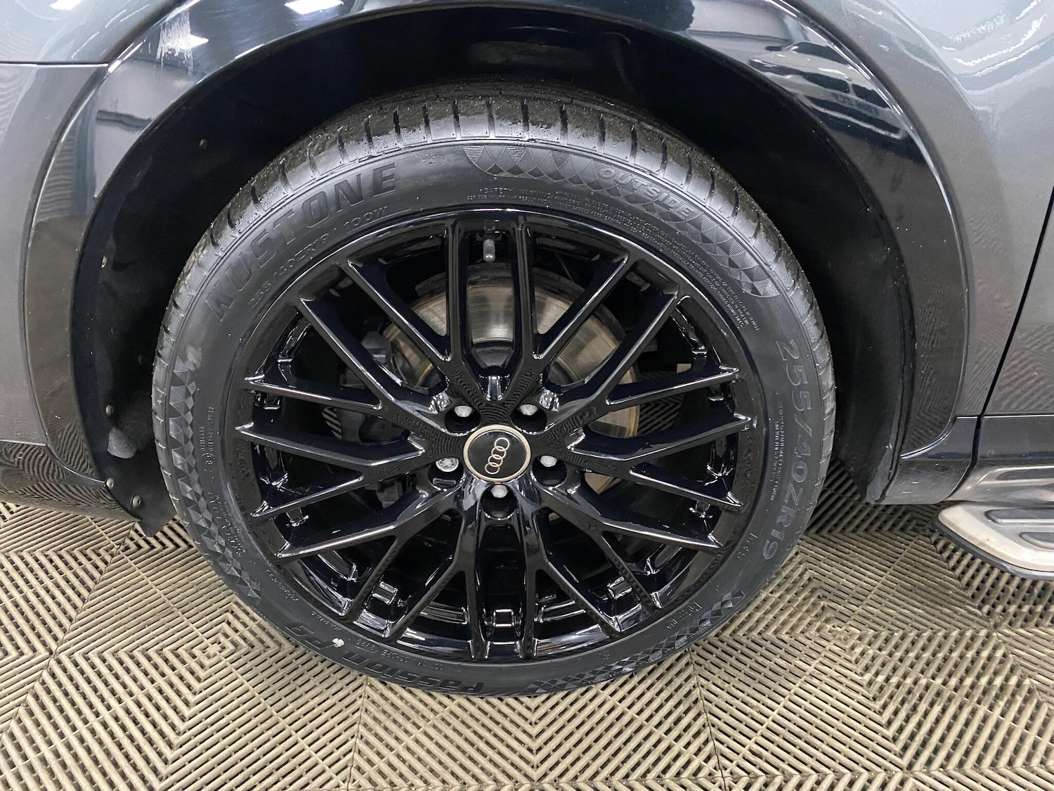 Used Audi Q3 2017 for sale - 77537700: Photo 42