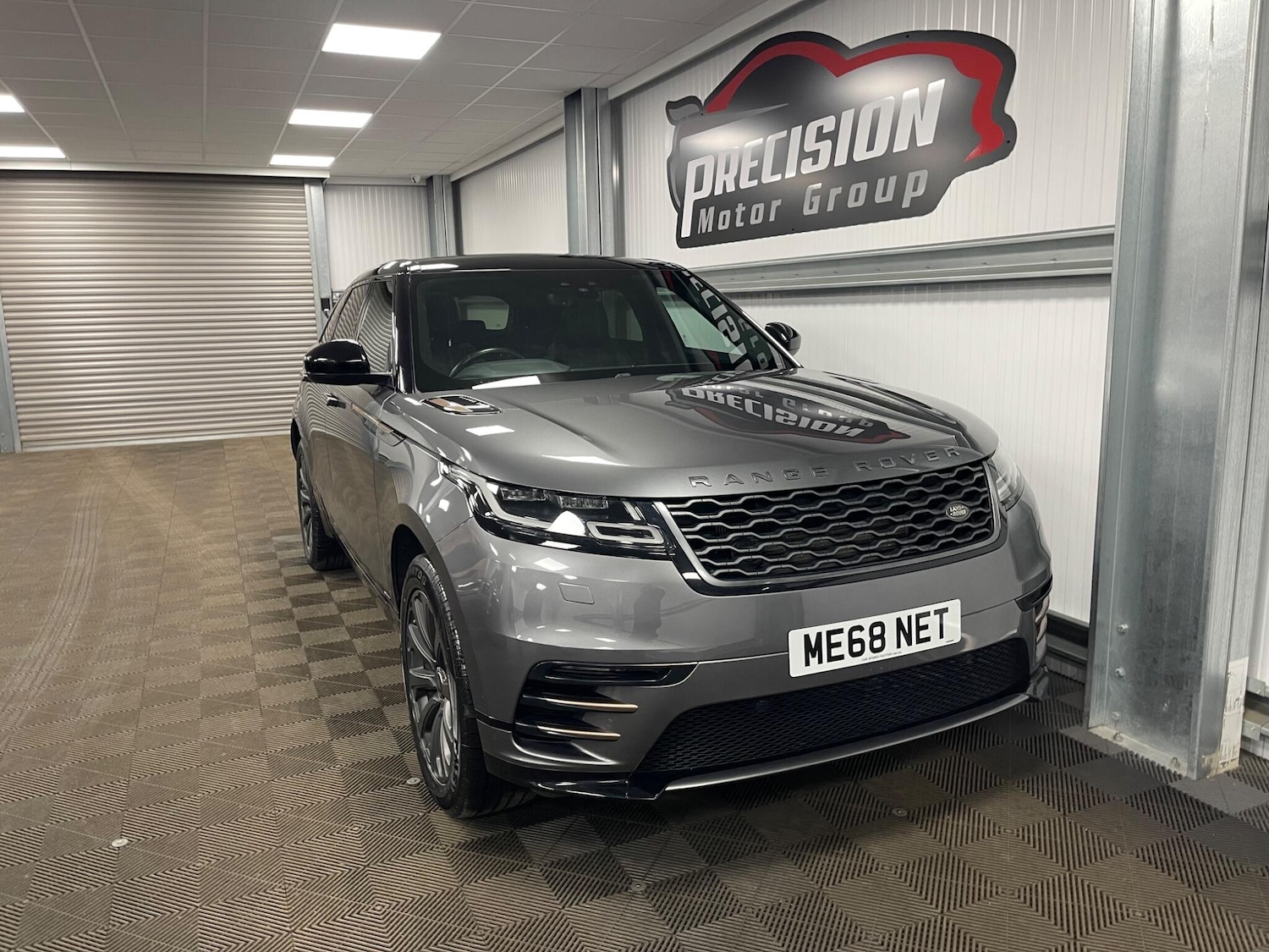 Used Land Rover Range Rover Velar 2018 for sale - 78086767: Photo 2