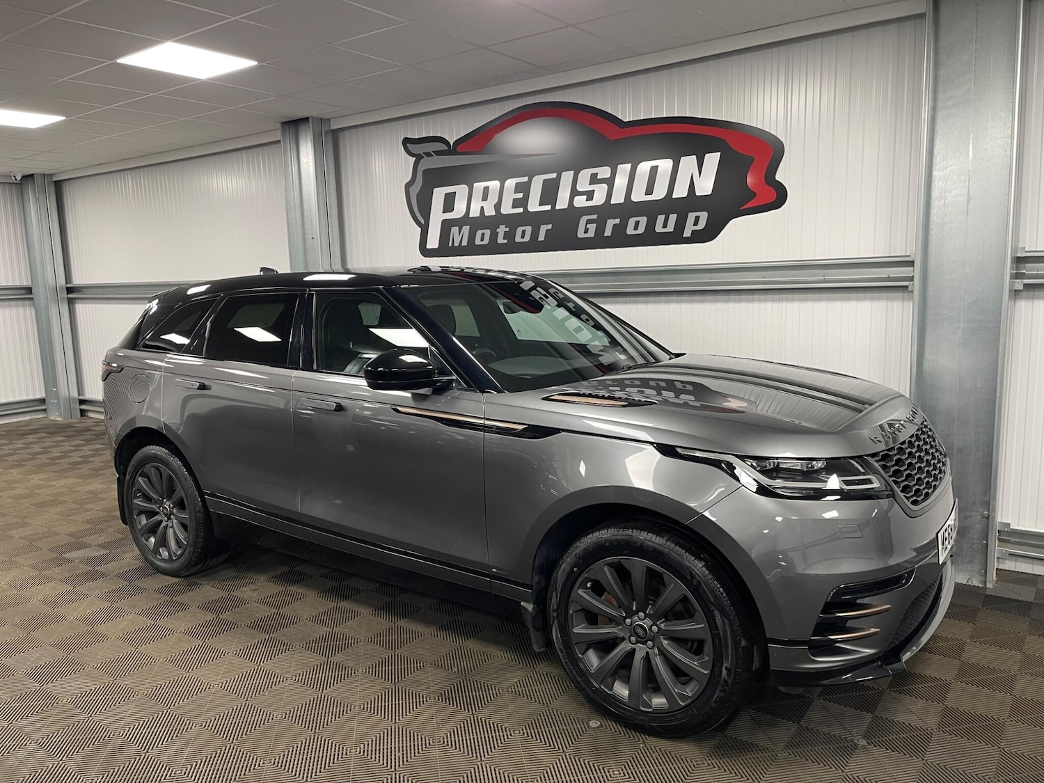 Used Land Rover Range Rover Velar 2018 for sale - 78086767: Photo 3