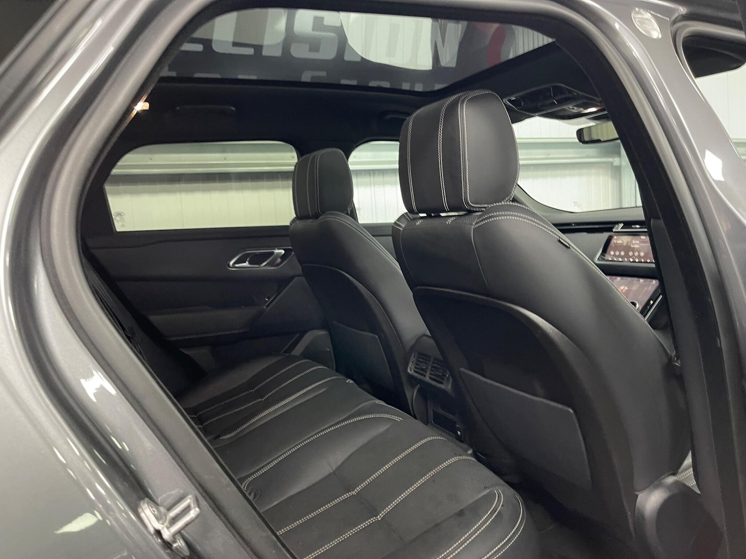 Used Land Rover Range Rover Velar 2018 for sale - 78086767: Photo 44