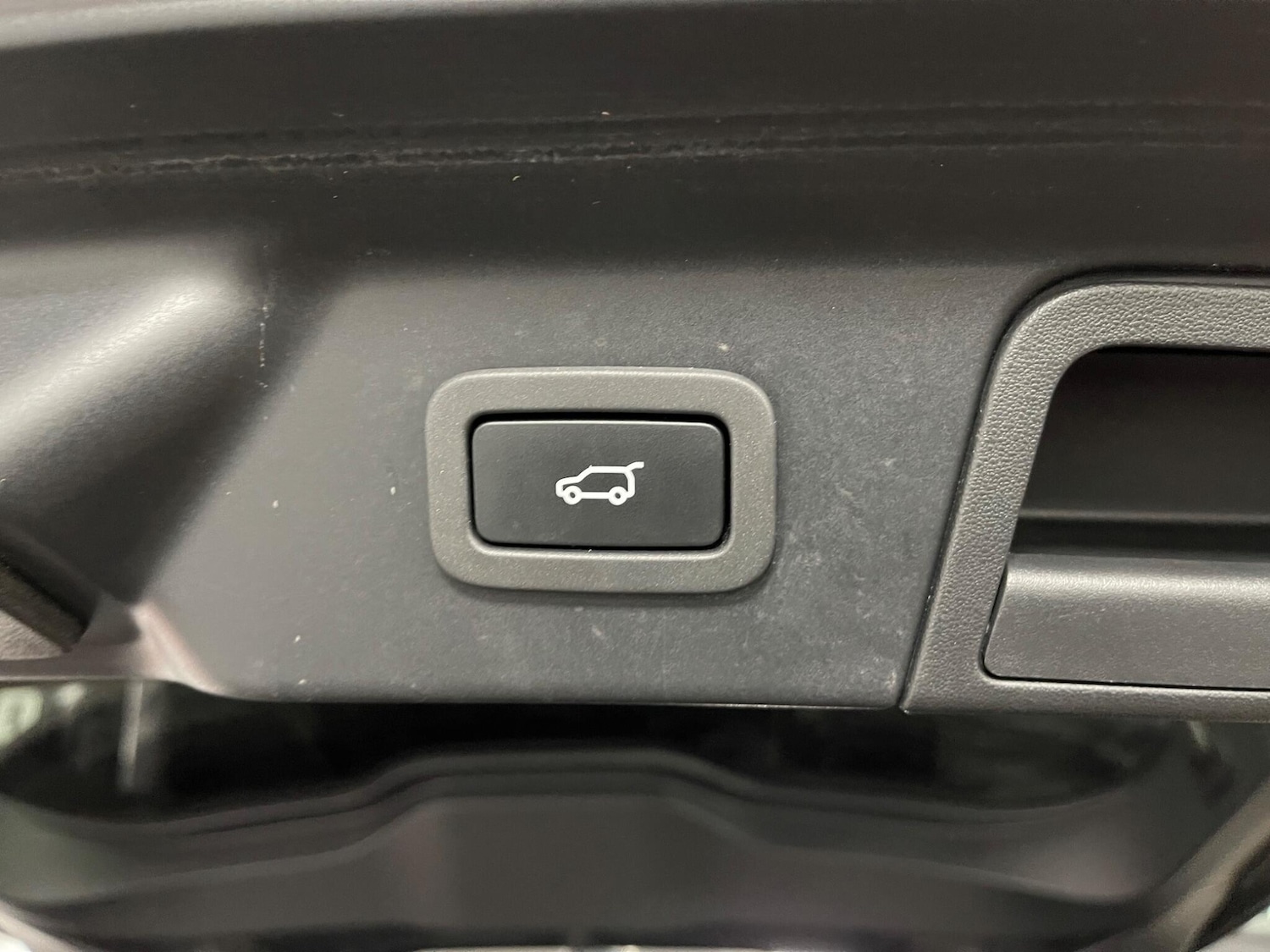 Used Land Rover Range Rover Velar 2018 for sale - 78086767: Photo 45