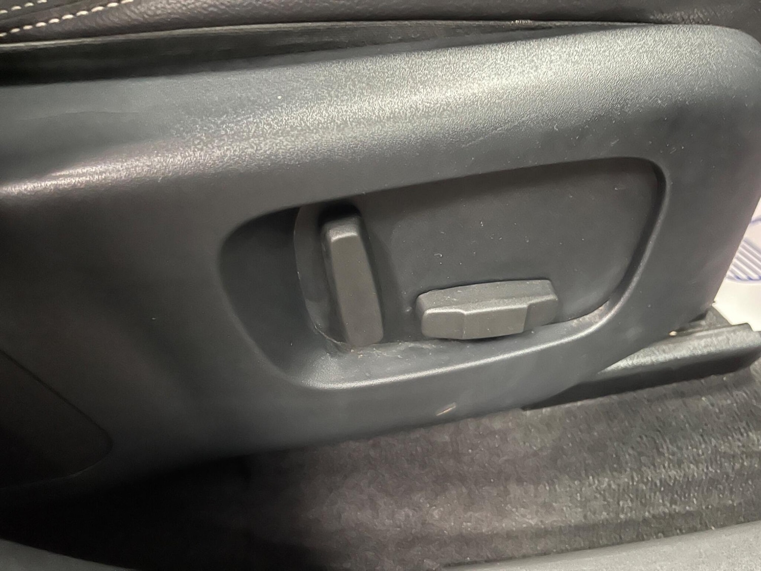 Used Land Rover Range Rover Velar 2018 for sale - 78086767: Photo 46