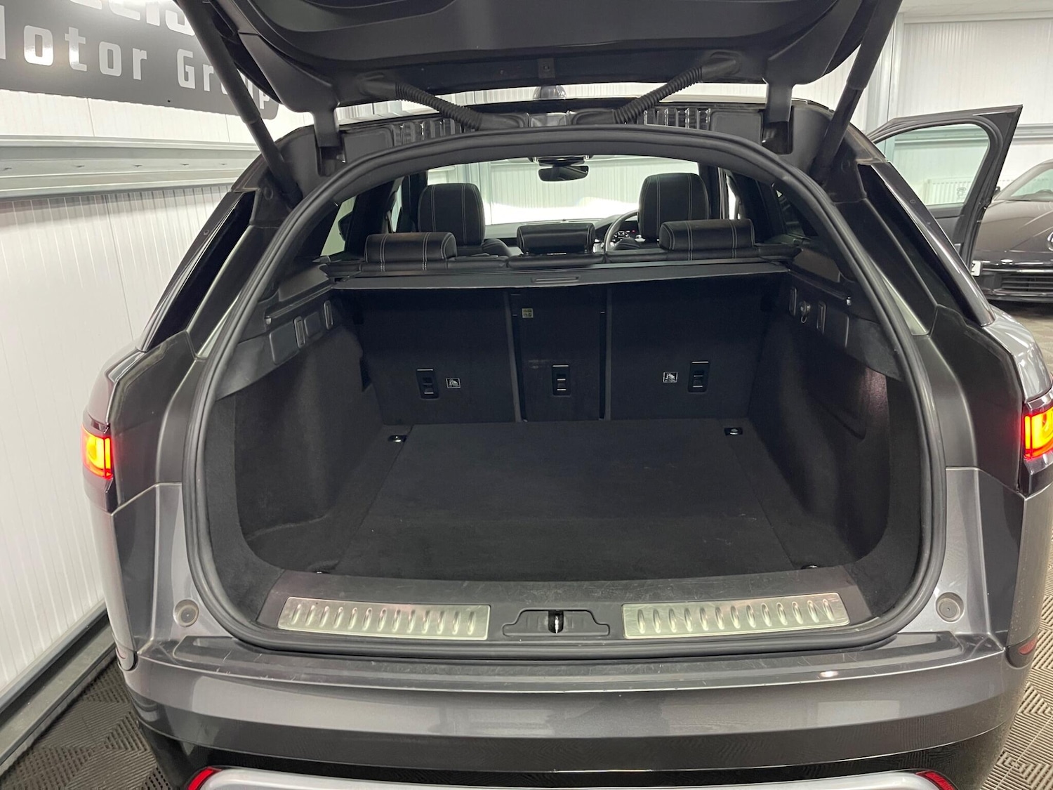 Used Land Rover Range Rover Velar 2018 for sale - 78086767: Photo 50