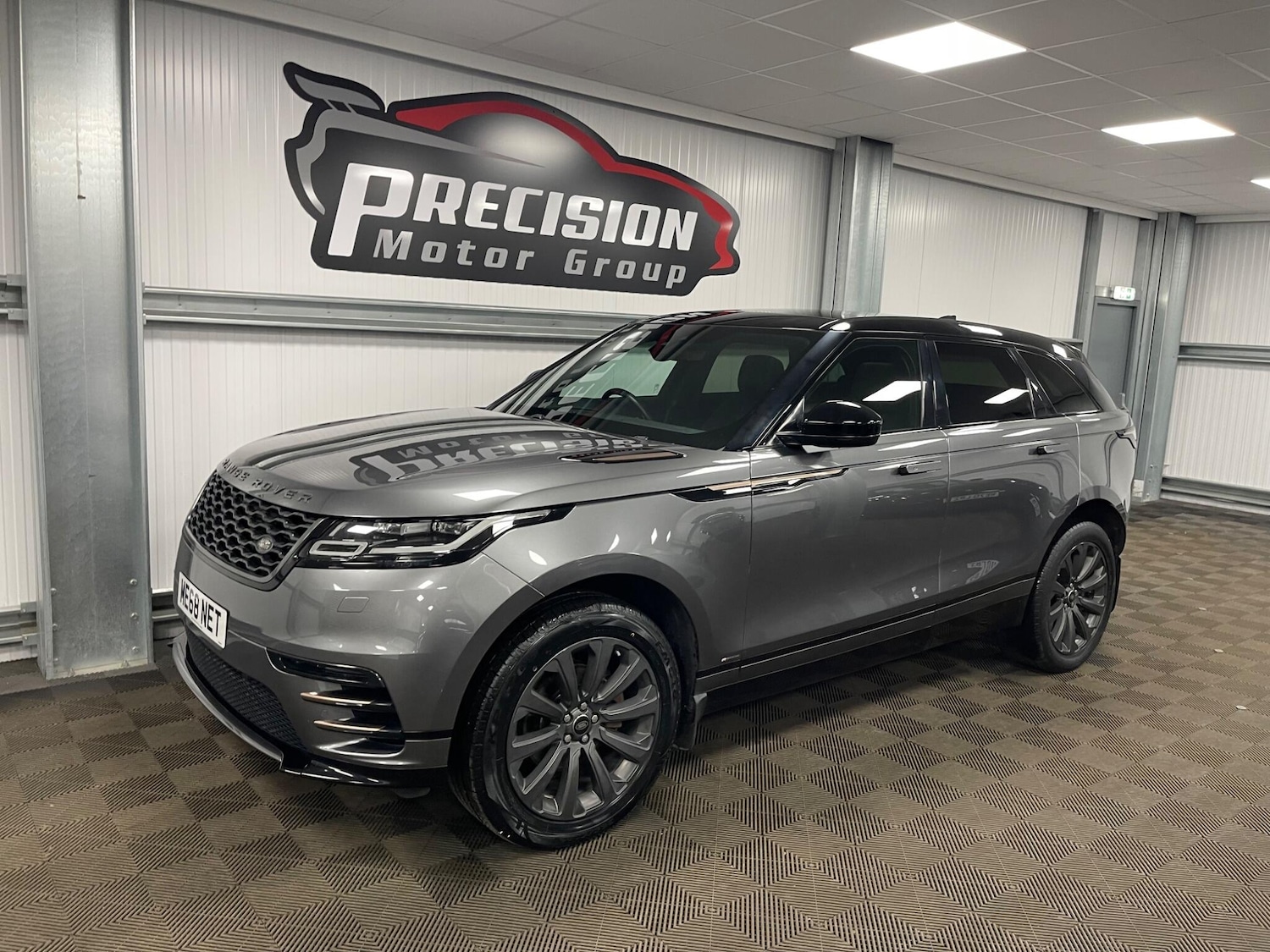 Used Land Rover Range Rover Velar 2018 for sale - 78086767: Photo 9