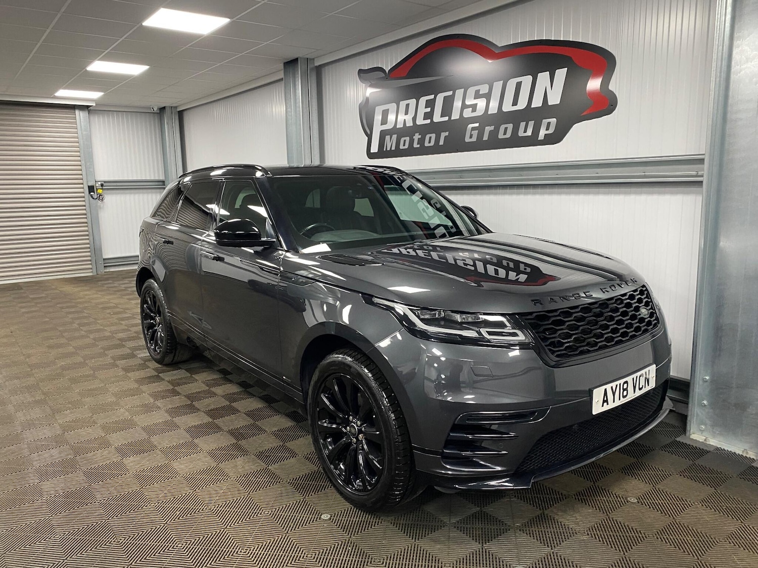 Used Land Rover Range Rover Velar 2018 for sale - 76607864: Photo 1