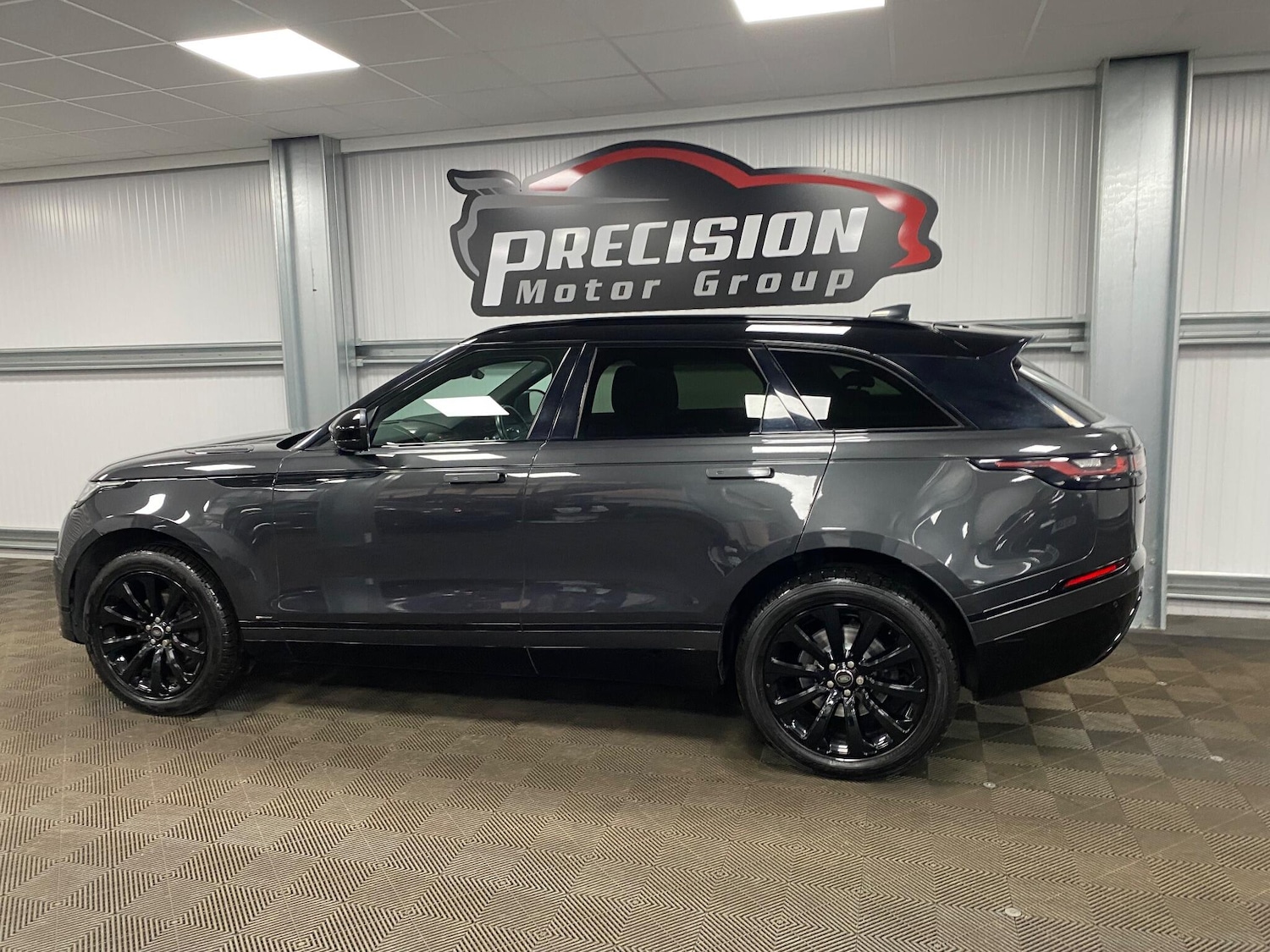 Used Land Rover Range Rover Velar 2018 for sale - 76607864: Photo 14