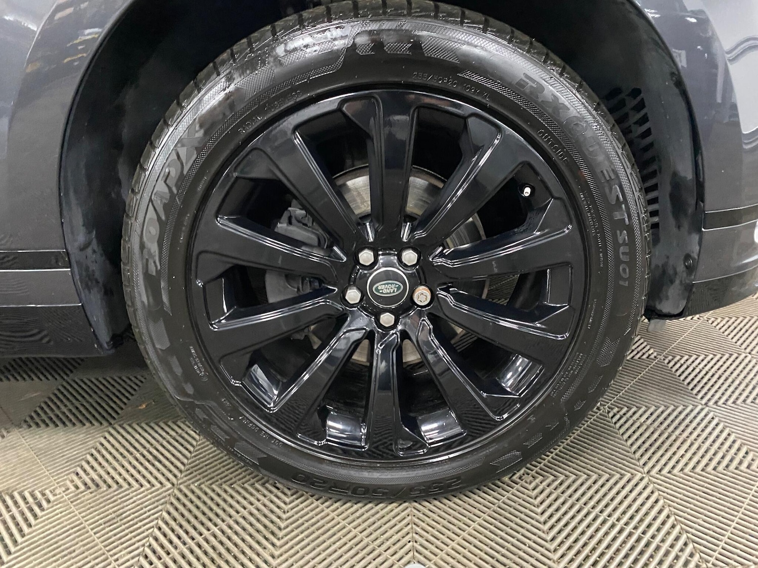 Used Land Rover Range Rover Velar 2018 for sale - 76607864: Photo 47