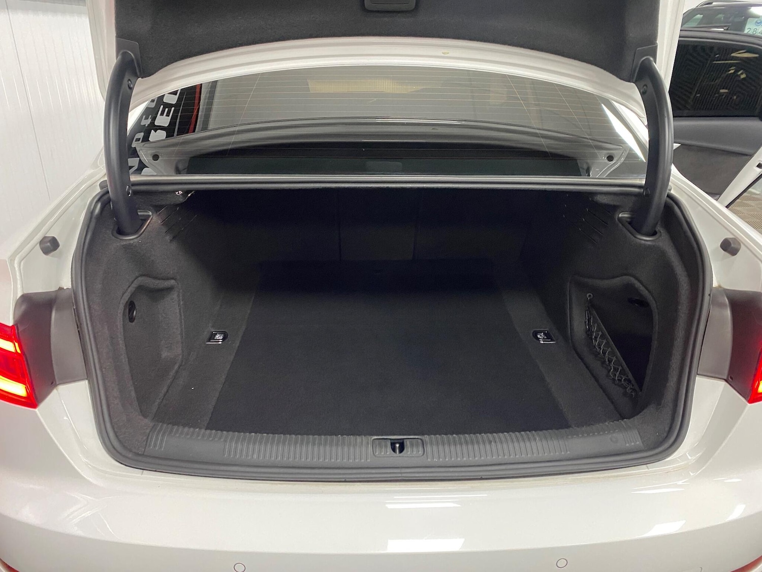 Used Audi A4 2018 for sale - 76633809: Photo 48