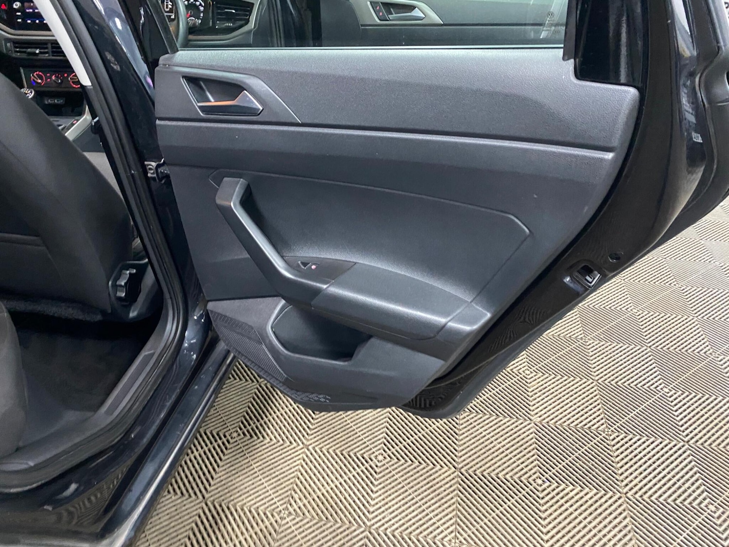 Used Volkswagen Polo 2018 for sale - 77441269: Photo 39