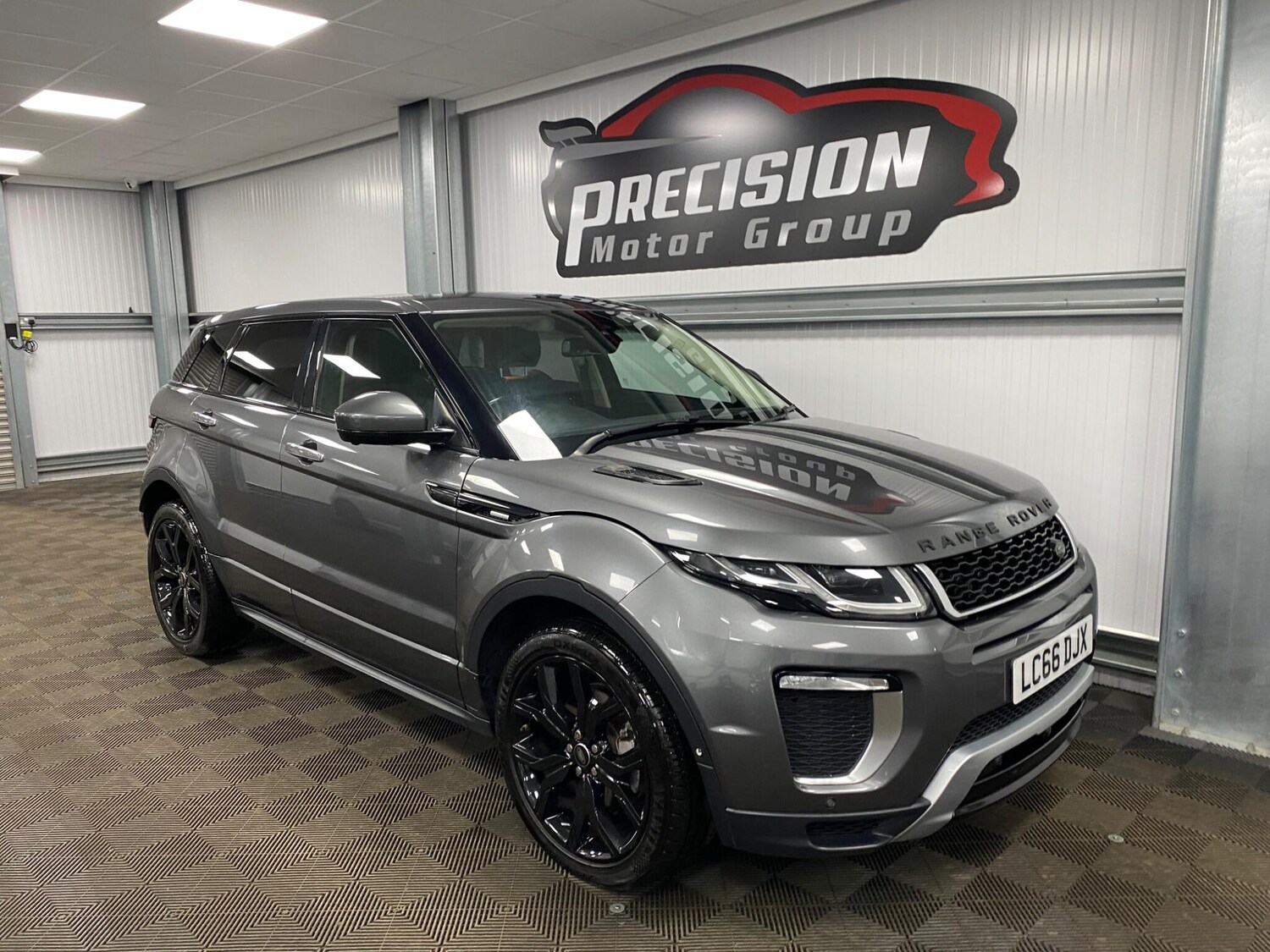 Used Land Rover Range Rover Evoque 2016 for sale - 76283529: Photo 2