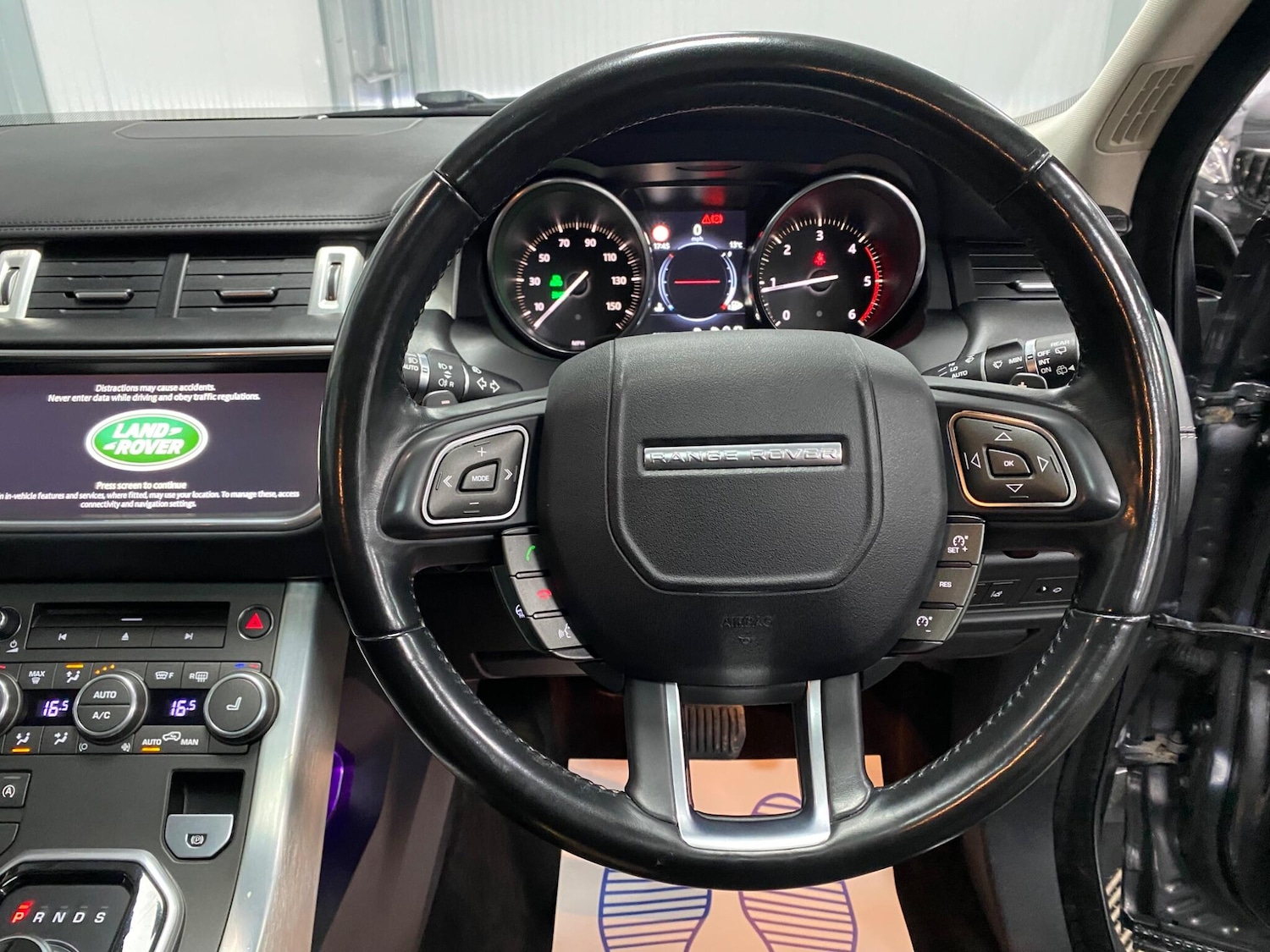 Used Land Rover Range Rover Evoque 2016 for sale - 76283529: Photo 37