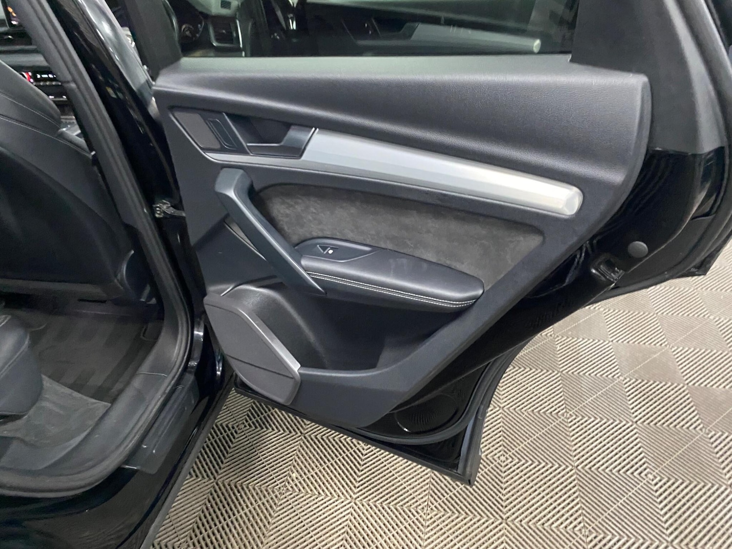 Used Audi SQ5 2018 for sale - 76337270: Photo 47