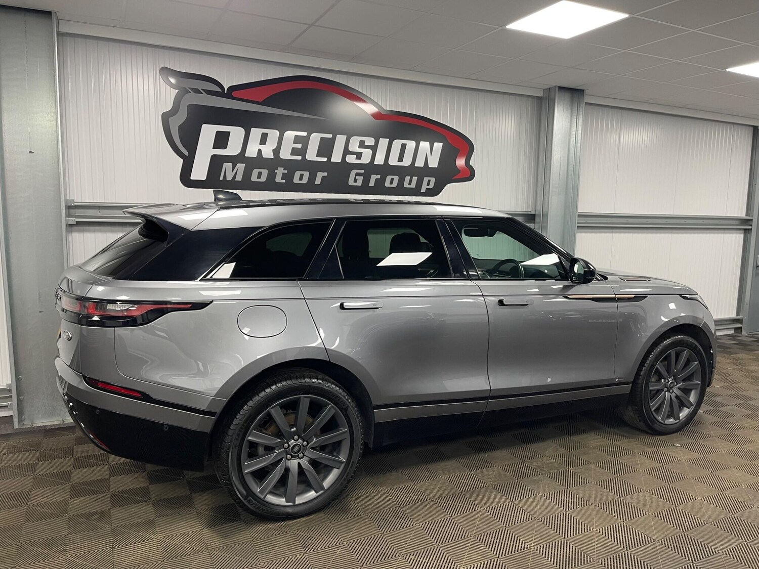 Used Land Rover Range Rover Velar 2020 for sale - 77839178: Photo 32