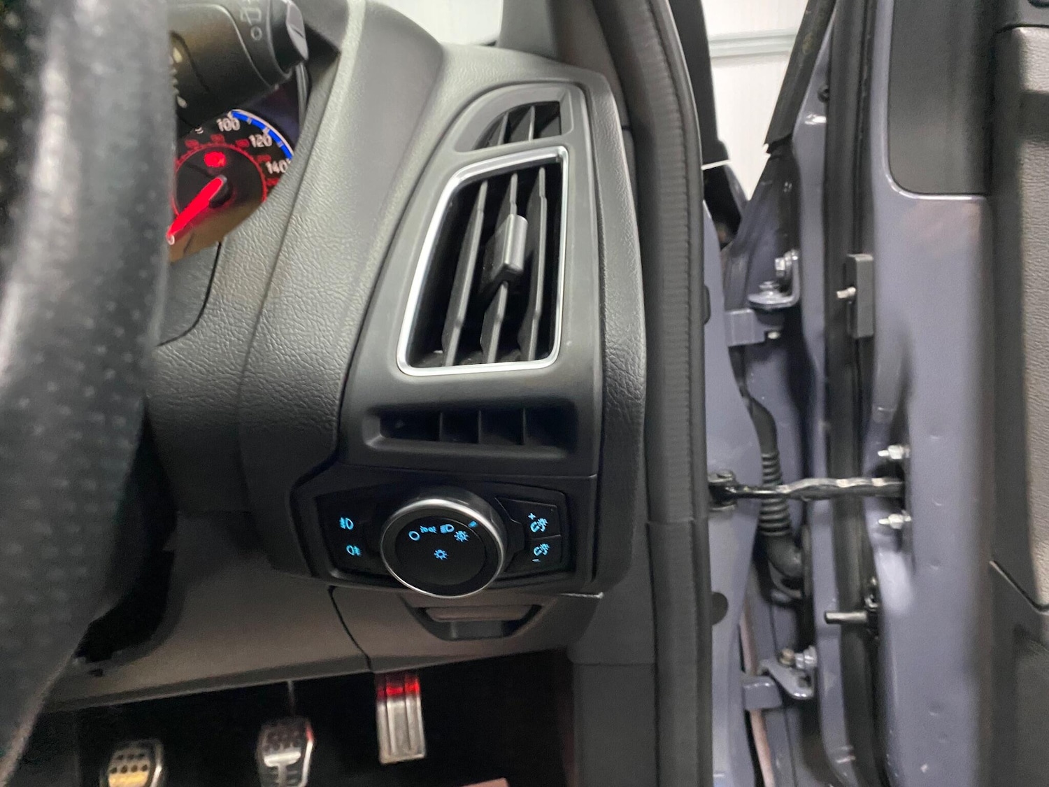 Used Ford Focus 2017 for sale - 76522227: Photo 40