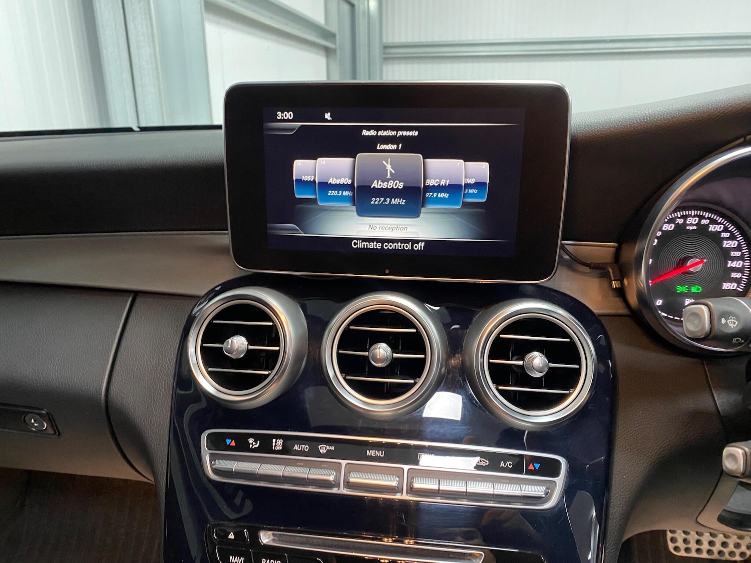 Used Mercedes-Benz C Class 2016 for sale - 77202507: Photo 44