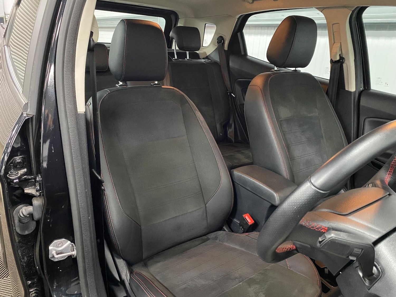 Used Ford Ecosport 2022 for sale - 76780998: Photo 34