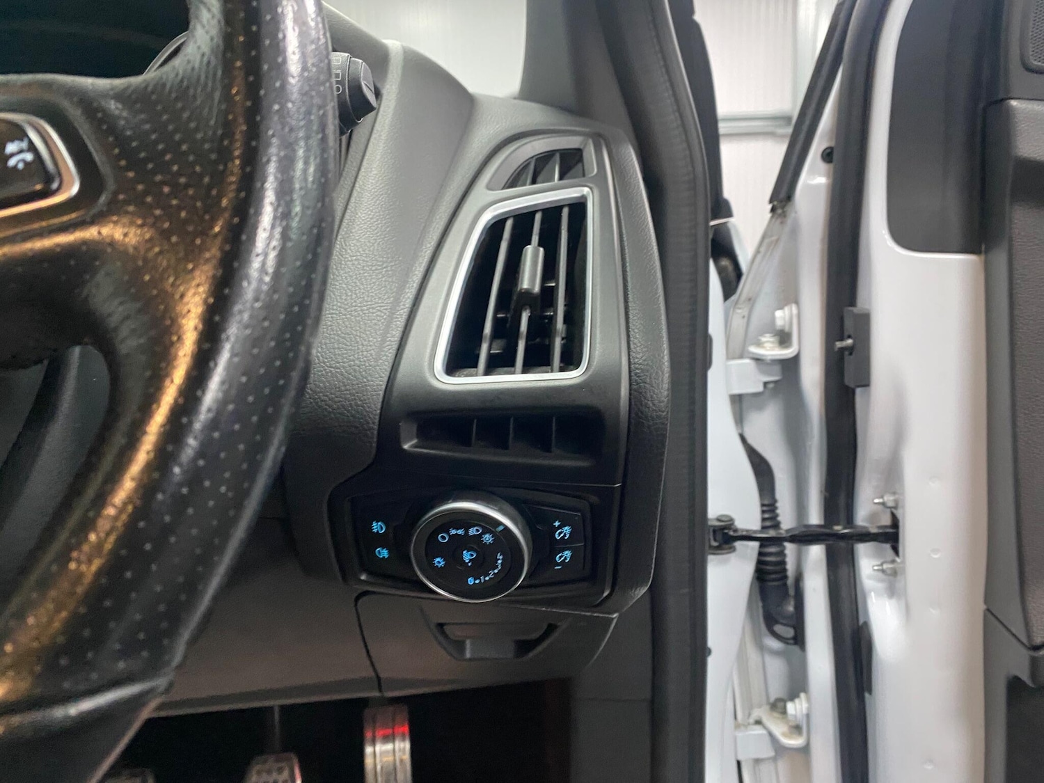 Used Ford Focus 2016 for sale - 76550369: Photo 45