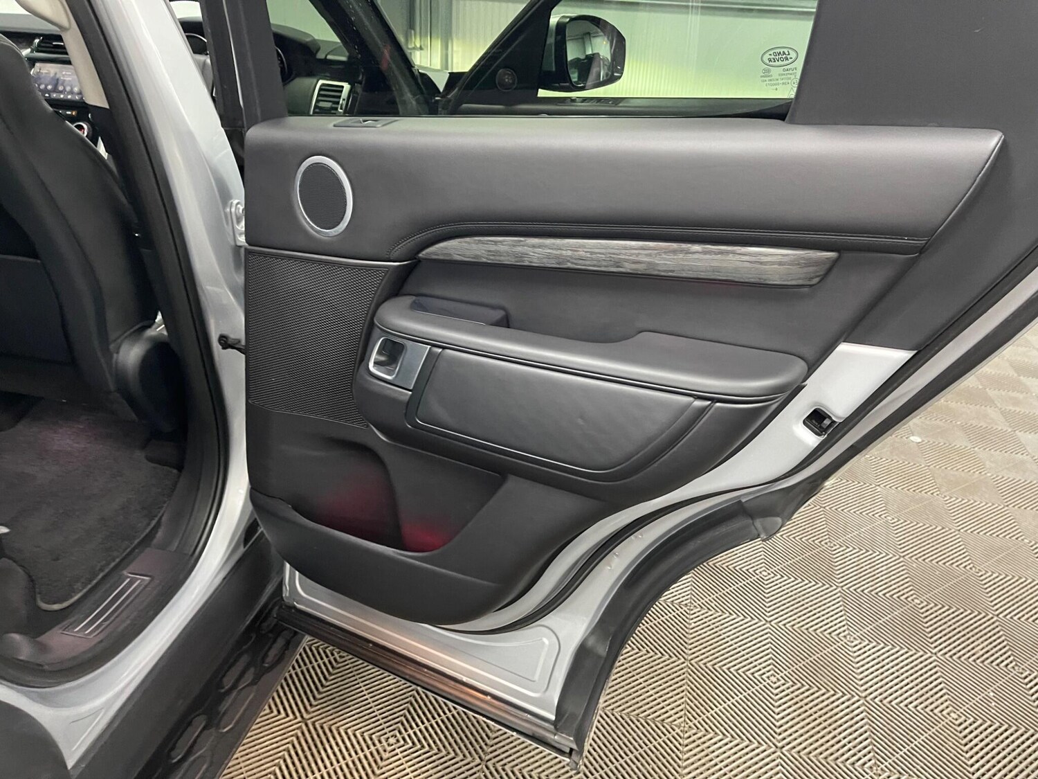 Used Land Rover Discovery for sale - 77753359: Photo 44