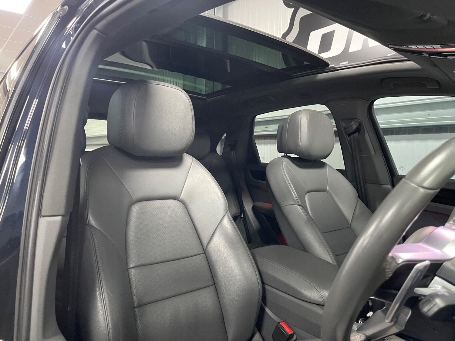 Used Porsche Cayenne 2018 for sale - 78087176: Photo 37