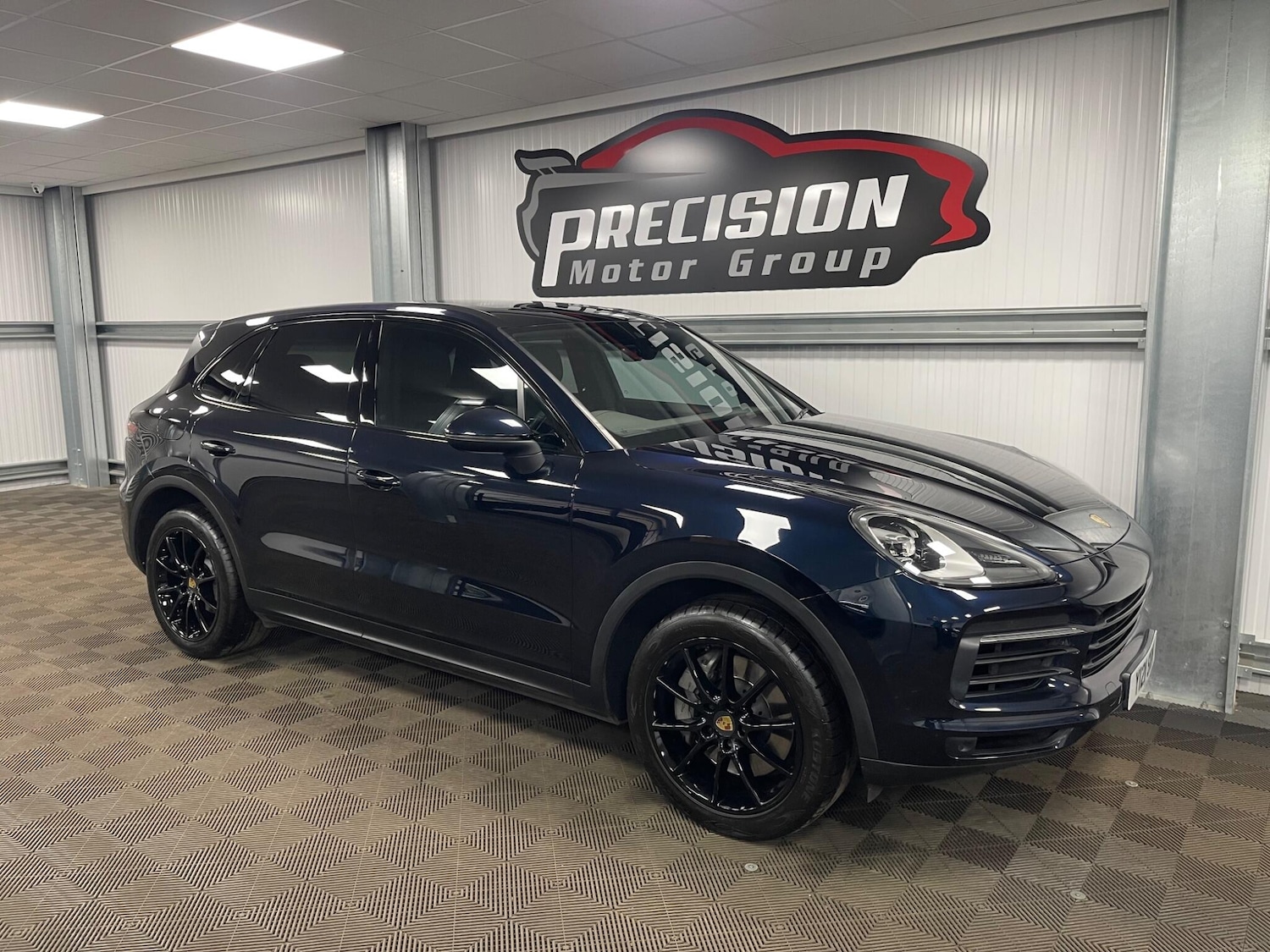 Used Porsche Cayenne 2018 for sale - 78087176: Photo 4